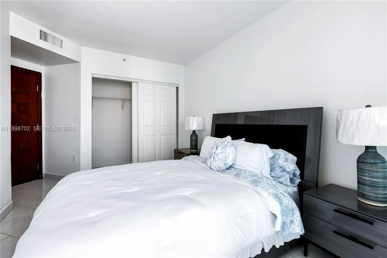 Sunny Isles Beach, Florida 33160, 2 Bedrooms Bedrooms, ,2 BathroomsBathrooms,Residential Lease,For Rent,A11898702