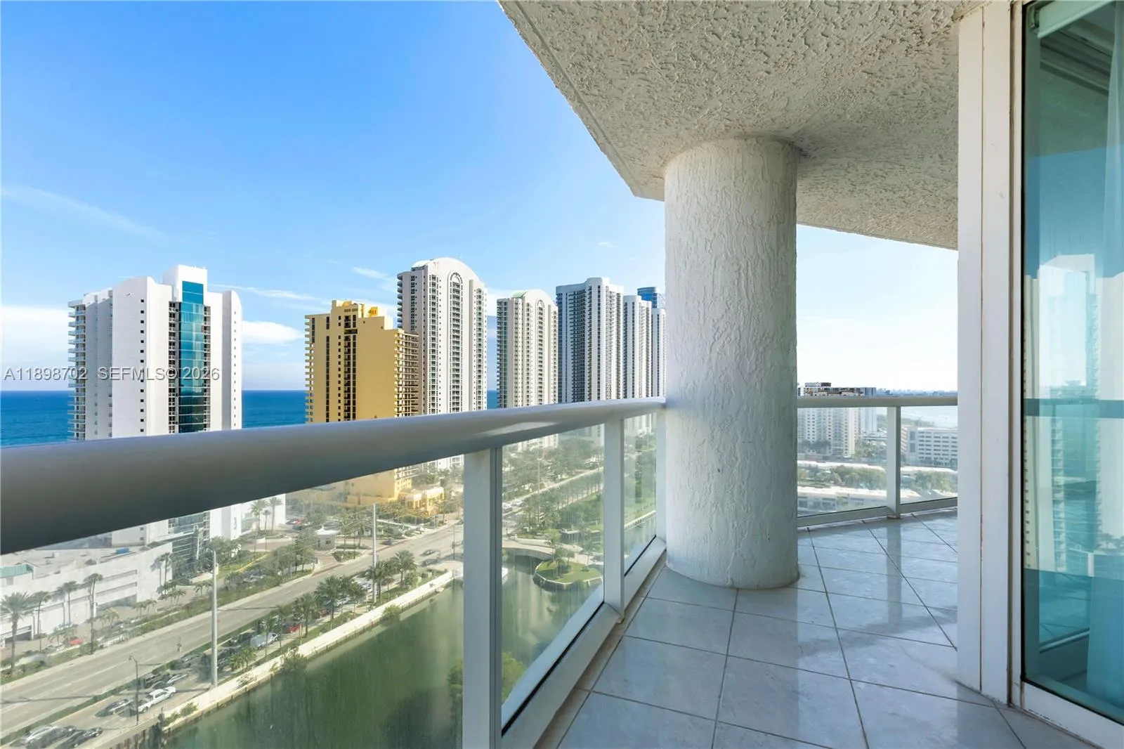 Sunny Isles Beach, Florida 33160, 2 Bedrooms Bedrooms, ,2 BathroomsBathrooms,Residential Lease,For Rent,A11898702