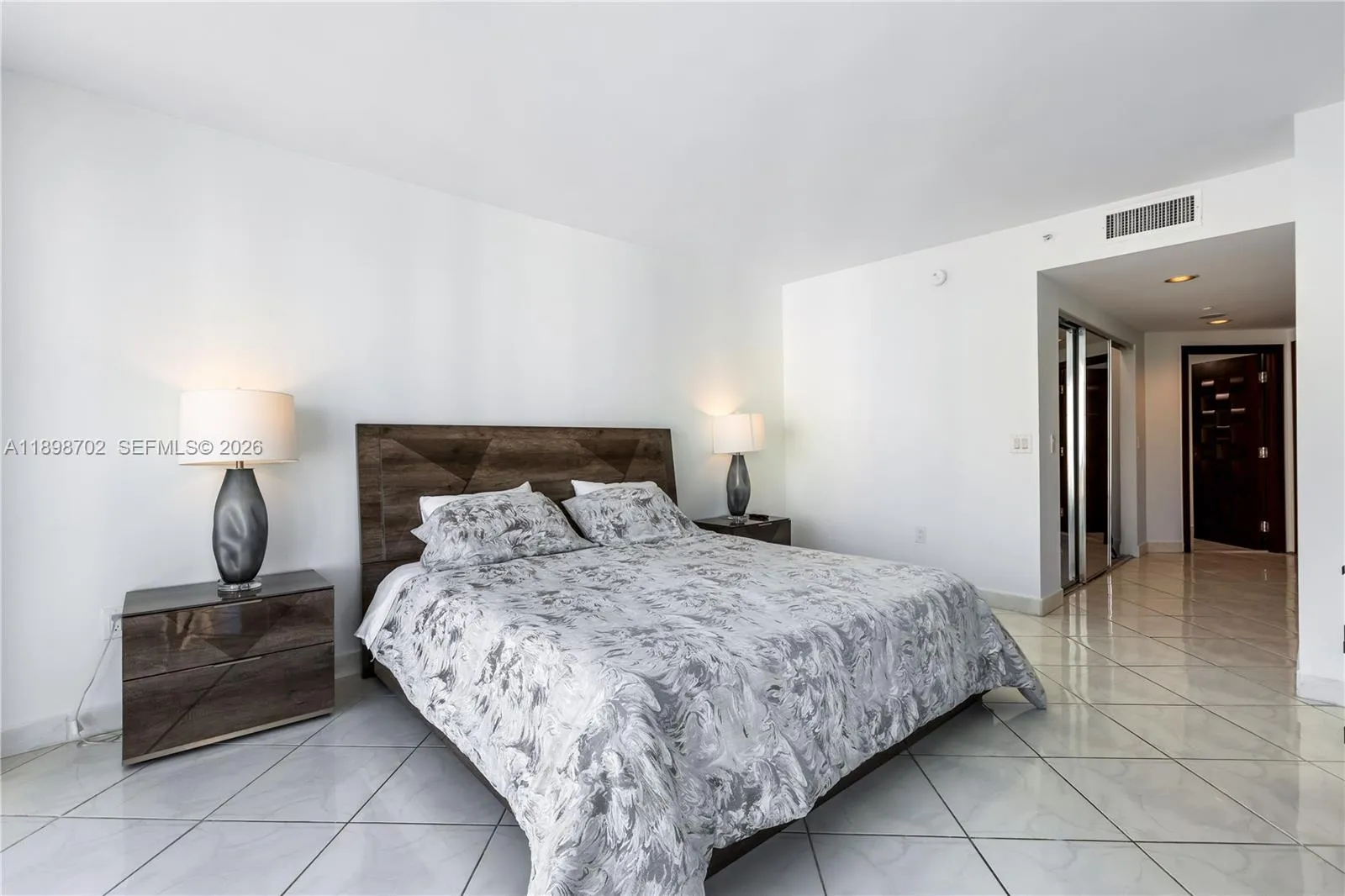 Sunny Isles Beach, Florida 33160, 2 Bedrooms Bedrooms, ,2 BathroomsBathrooms,Residential Lease,For Rent,A11898702