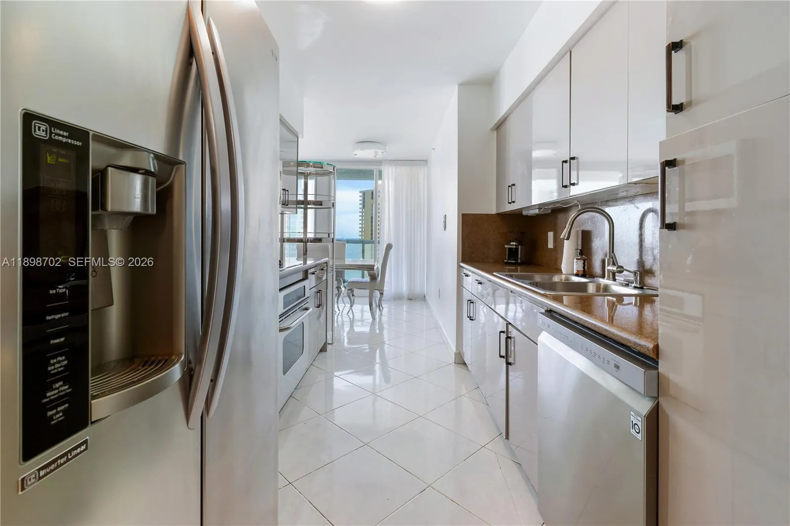Sunny Isles Beach, Florida 33160, 2 Bedrooms Bedrooms, ,2 BathroomsBathrooms,Residential Lease,For Rent,A11898702