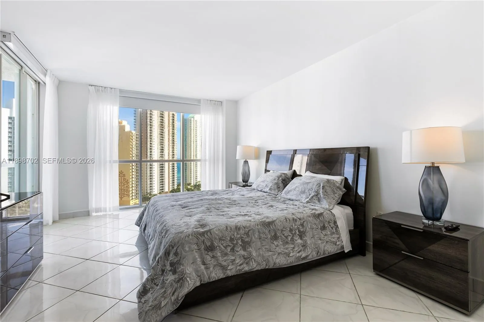 Sunny Isles Beach, Florida 33160, 2 Bedrooms Bedrooms, ,2 BathroomsBathrooms,Residential Lease,For Rent,A11898702