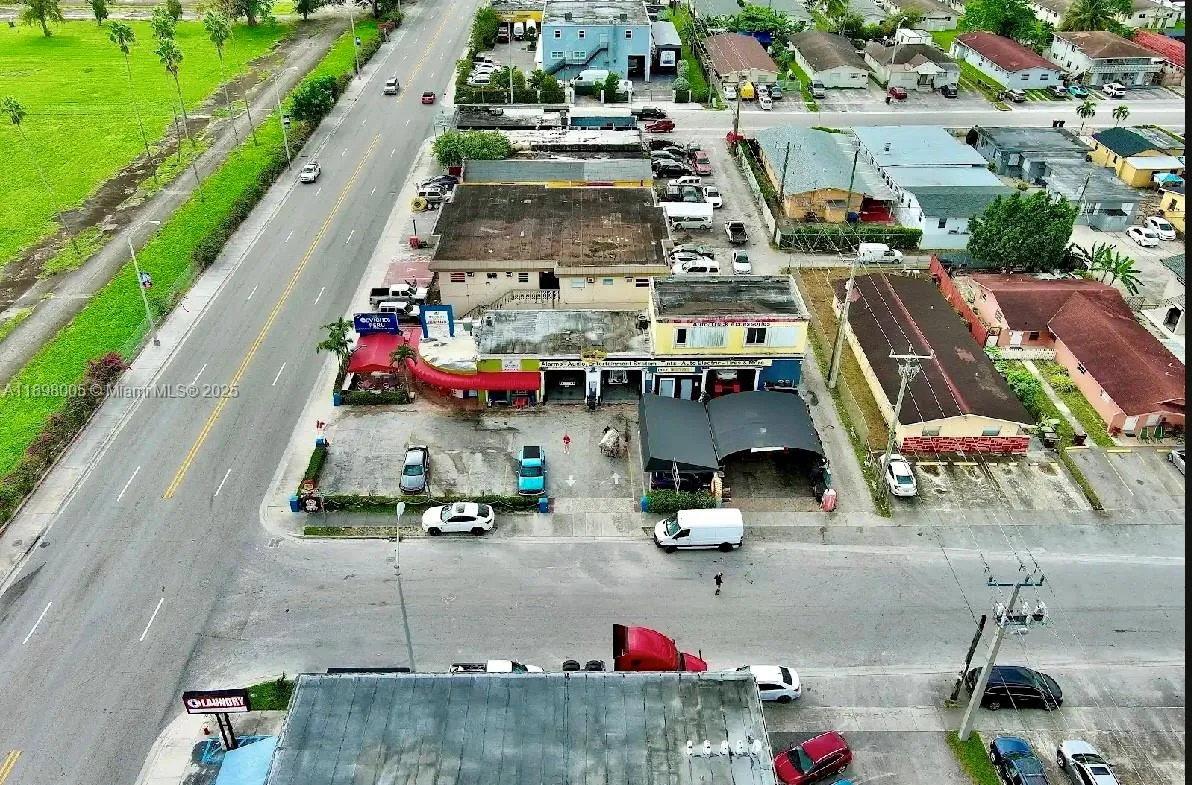 2692 Palm Ave, Hialeah, Florida 33010, Hialeah, Florida 33010, ,Commercial Sale,For Sale,2692 Palm Ave, Hialeah, Florida 33010,A11898005