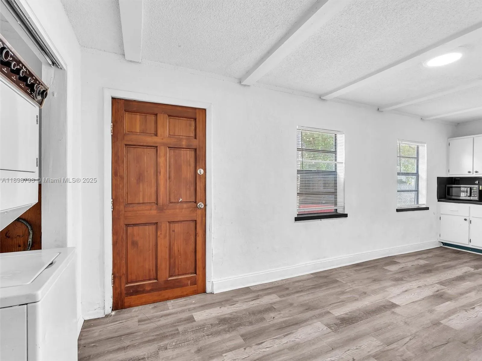 1932 Dewey St, Hollywood, Florida 33020, Hollywood, Florida 33020, ,Residential Income,For Sale,1932 Dewey St, Hollywood, Florida 33020,A11898798