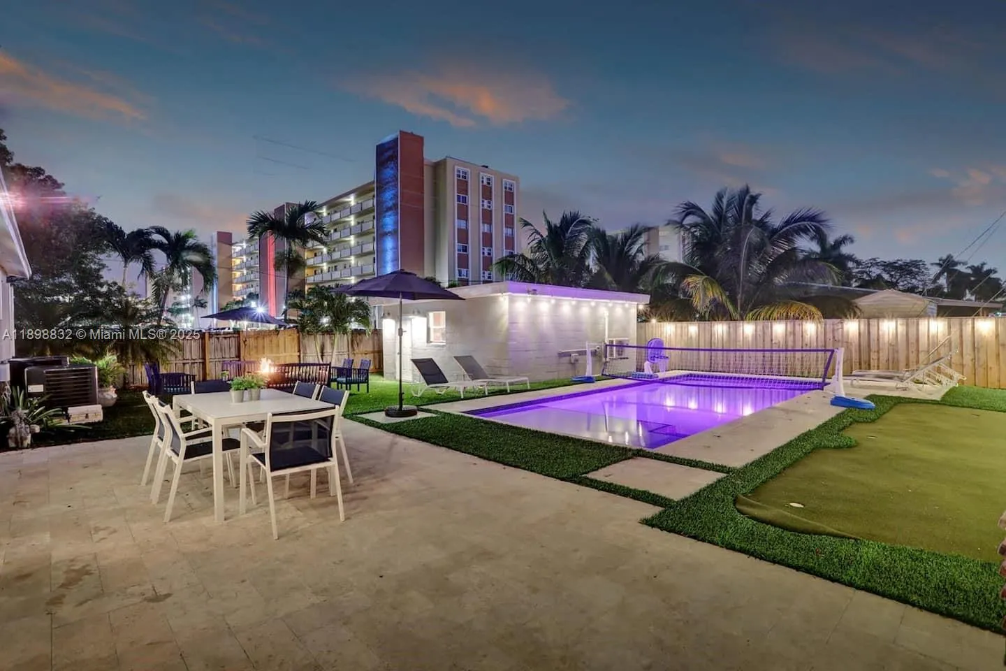 1124 Ne 6th St, Hallandale Beach, Florida 33009, Hallandale Beach, Florida 33009, 3 Bedrooms Bedrooms, ,2 BathroomsBathrooms,Residential,For Sale,1124 Ne 6th St, Hallandale Beach, Florida 33009,A11898832