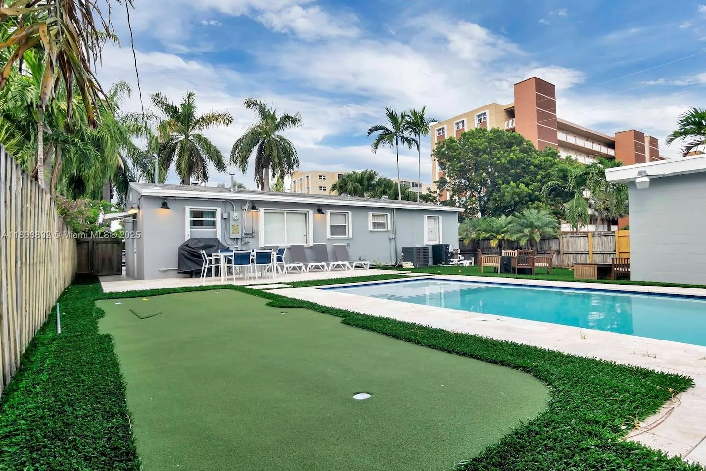 1124 Ne 6th St, Hallandale Beach, Florida 33009, Hallandale Beach, Florida 33009, 3 Bedrooms Bedrooms, ,2 BathroomsBathrooms,Residential,For Sale,1124 Ne 6th St, Hallandale Beach, Florida 33009,A11898832