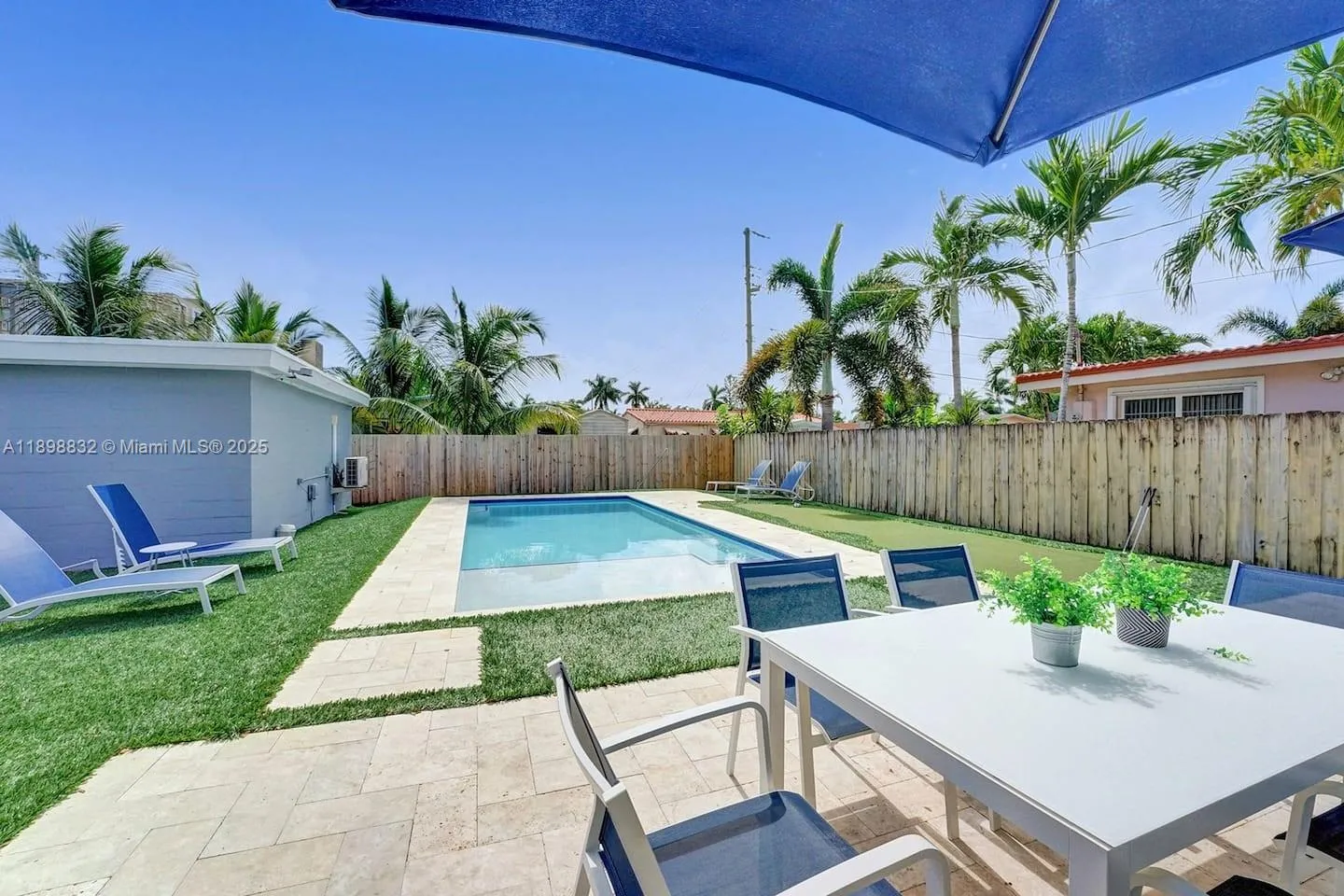 1124 Ne 6th St, Hallandale Beach, Florida 33009, Hallandale Beach, Florida 33009, 3 Bedrooms Bedrooms, ,2 BathroomsBathrooms,Residential,For Sale,1124 Ne 6th St, Hallandale Beach, Florida 33009,A11898832