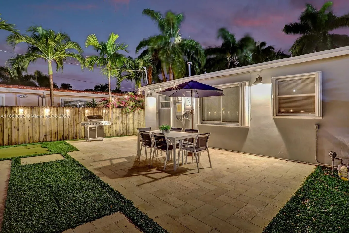 1124 Ne 6th St, Hallandale Beach, Florida 33009, Hallandale Beach, Florida 33009, 3 Bedrooms Bedrooms, ,2 BathroomsBathrooms,Residential,For Sale,1124 Ne 6th St, Hallandale Beach, Florida 33009,A11898832