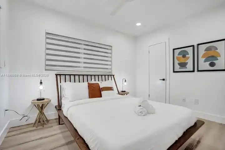 2100 Sw 28th Way, Fort Lauderdale, Florida 33312, Fort Lauderdale, Florida 33312, 5 Bedrooms Bedrooms, ,4 BathroomsBathrooms,Residential Lease,For Rent,2100 Sw 28th Way, Fort Lauderdale, Florida 33312,A11898859