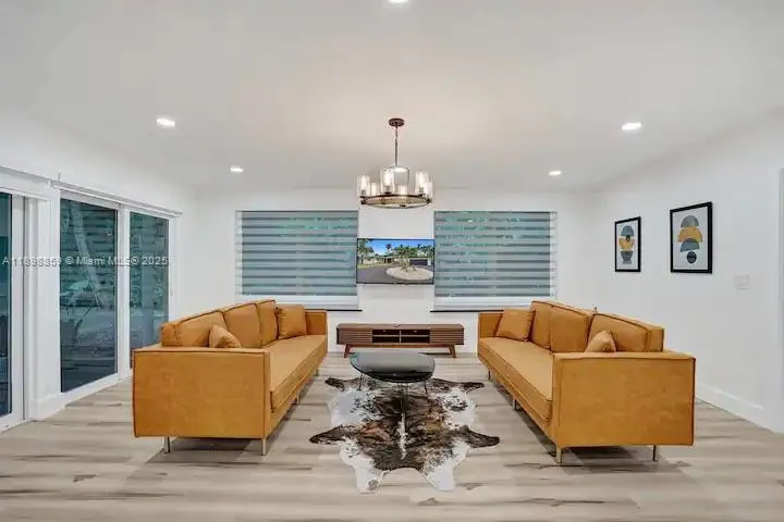 2100 Sw 28th Way, Fort Lauderdale, Florida 33312, Fort Lauderdale, Florida 33312, 5 Bedrooms Bedrooms, ,4 BathroomsBathrooms,Residential Lease,For Rent,2100 Sw 28th Way, Fort Lauderdale, Florida 33312,A11898859