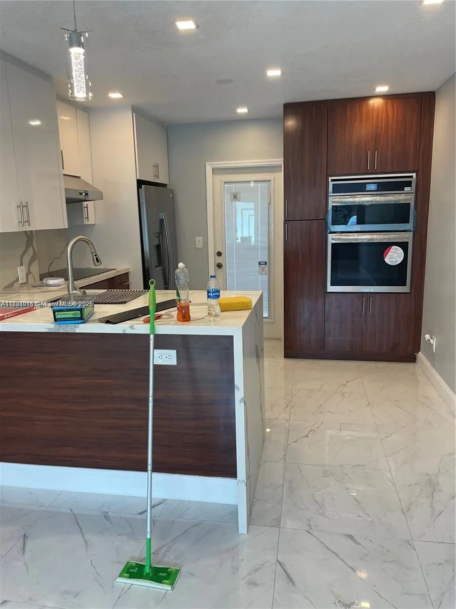 1230 Ne 148th St, Miami, Florida 33161, Miami, Florida 33161, ,Residential Income,For Sale,1230 Ne 148th St, Miami, Florida 33161,A11898915