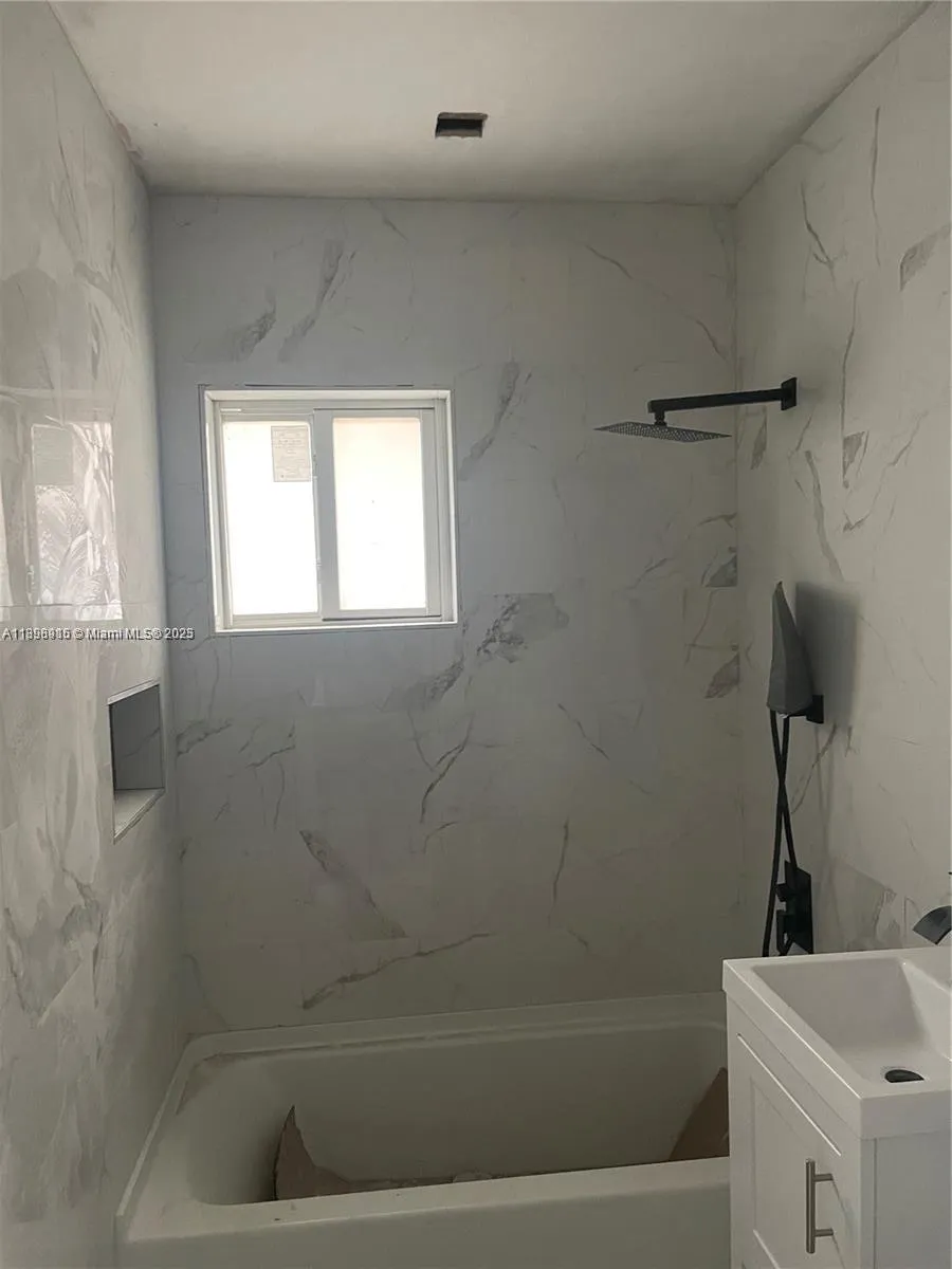 1230 Ne 148th St, Miami, Florida 33161, Miami, Florida 33161, ,Residential Income,For Sale,1230 Ne 148th St, Miami, Florida 33161,A11898915