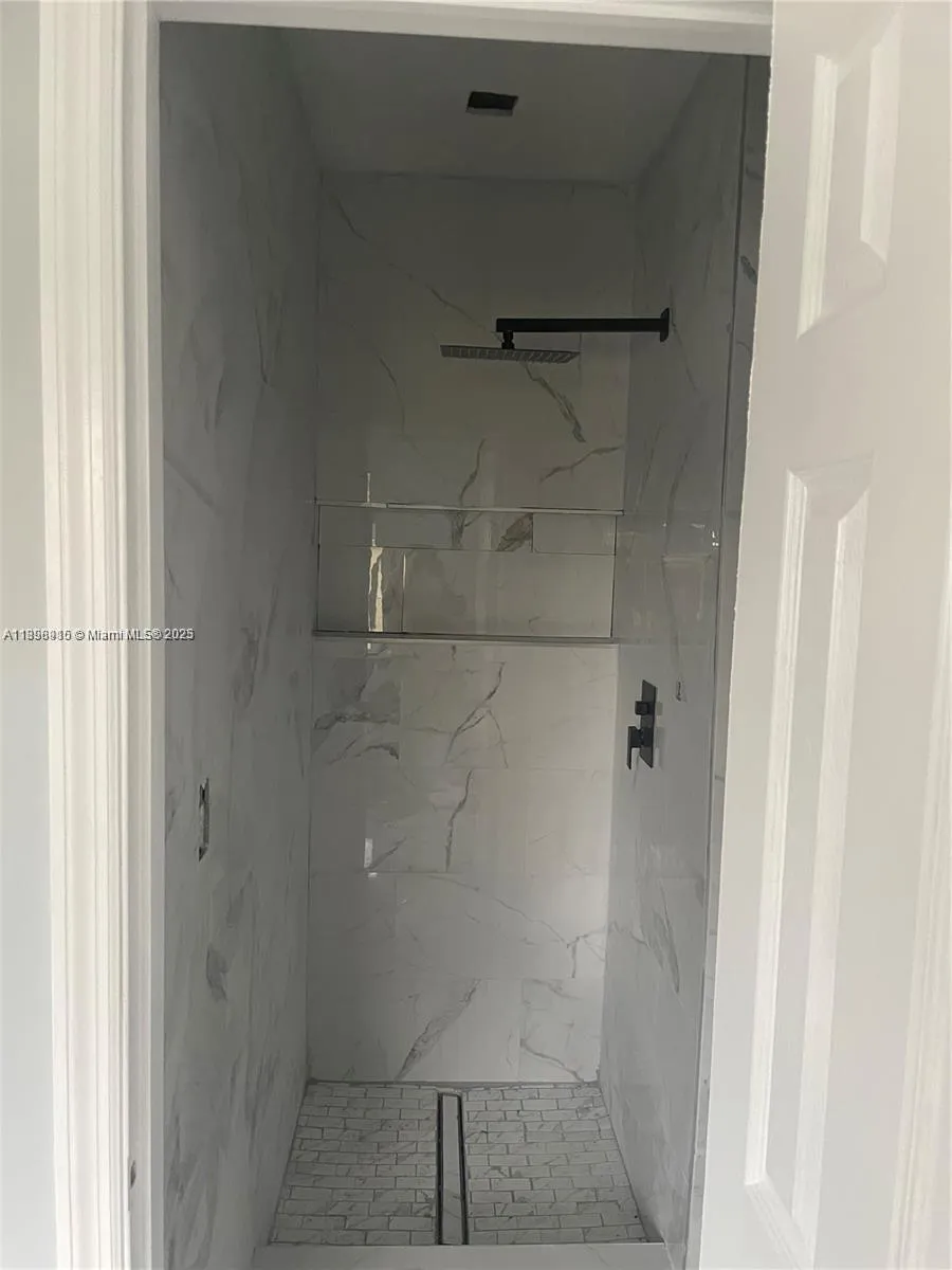 1230 Ne 148th St, Miami, Florida 33161, Miami, Florida 33161, ,Residential Income,For Sale,1230 Ne 148th St, Miami, Florida 33161,A11898915