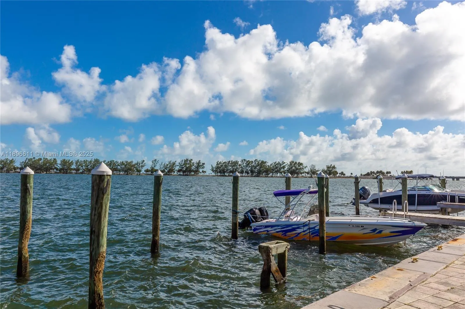 2101 Brickell Ave 2409, Miami, Florida 33129, Miami, Florida 33129, 1 Bedroom Bedrooms, ,1 BathroomBathrooms,Residential,For Sale,2101 Brickell Ave 2409, Miami, Florida 33129,A11896611