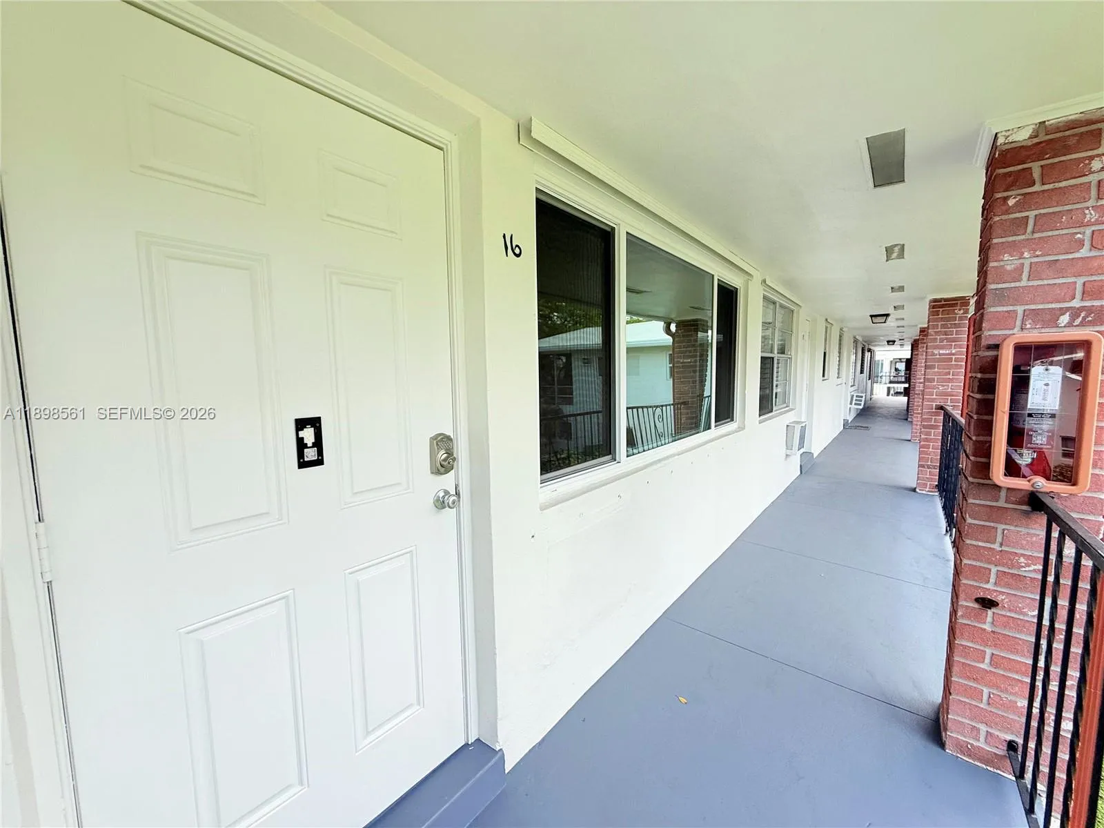 3600 Harrison St 16b, Hollywood, Florida 33021, Hollywood, Florida 33021, 2 Bedrooms Bedrooms, ,1 BathroomBathrooms,Residential,For Sale,3600 Harrison St 16b, Hollywood, Florida 33021,A11898561