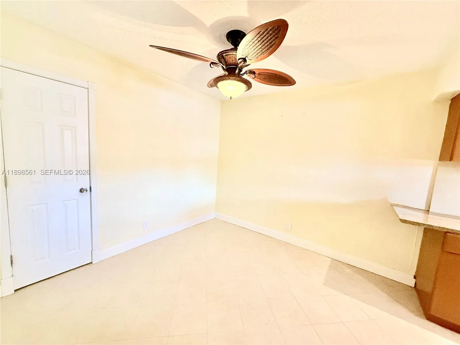 3600 Harrison St 16b, Hollywood, Florida 33021, Hollywood, Florida 33021, 2 Bedrooms Bedrooms, ,1 BathroomBathrooms,Residential,For Sale,3600 Harrison St 16b, Hollywood, Florida 33021,A11898561