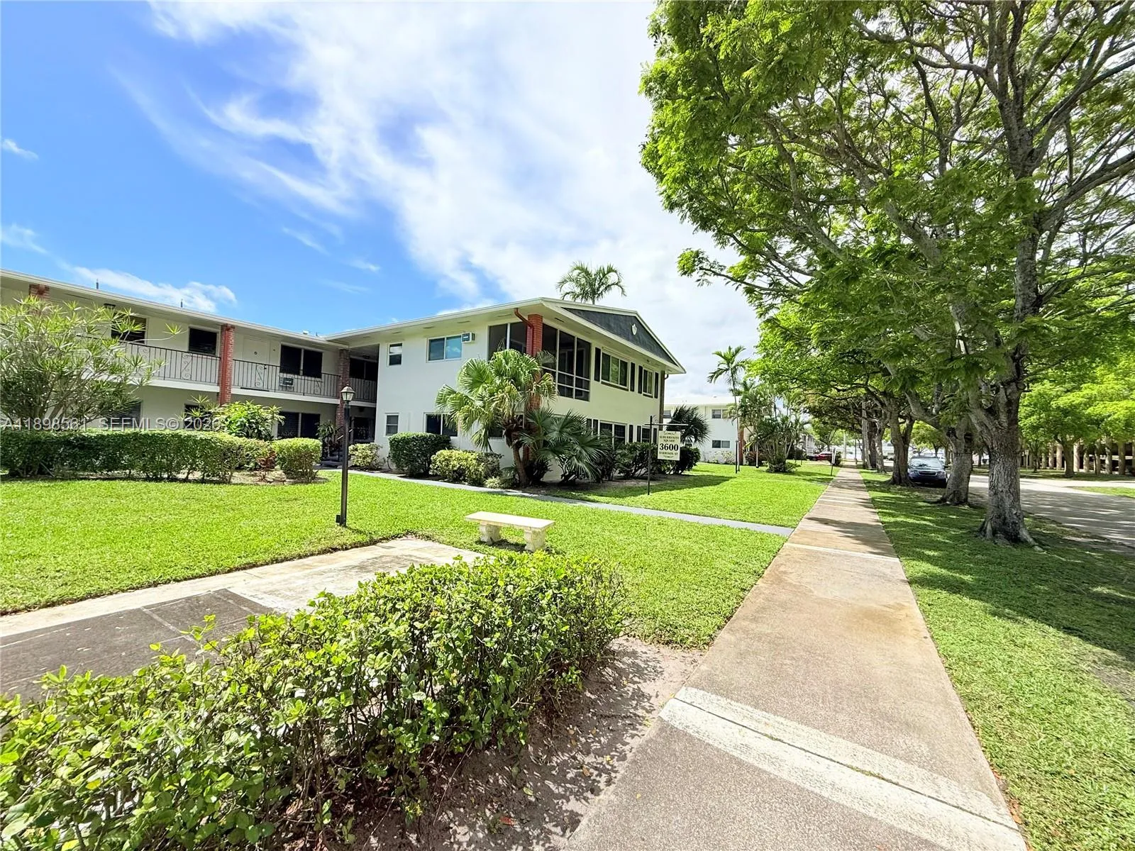 3600 Harrison St 16b, Hollywood, Florida 33021, Hollywood, Florida 33021, 2 Bedrooms Bedrooms, ,1 BathroomBathrooms,Residential,For Sale,3600 Harrison St 16b, Hollywood, Florida 33021,A11898561