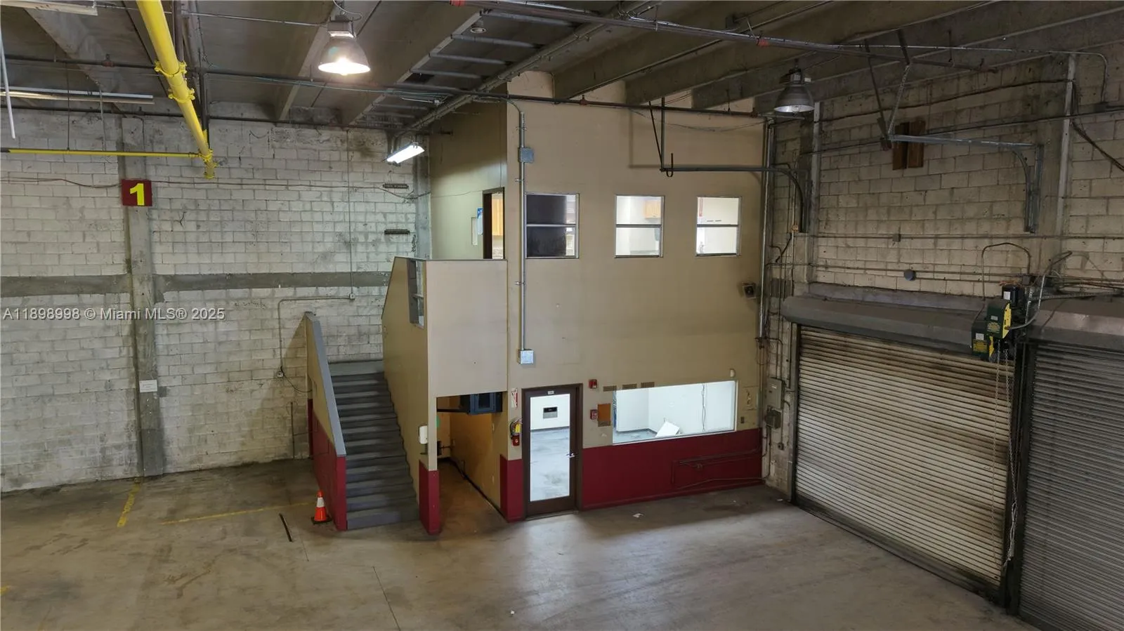 50k interior warehouse