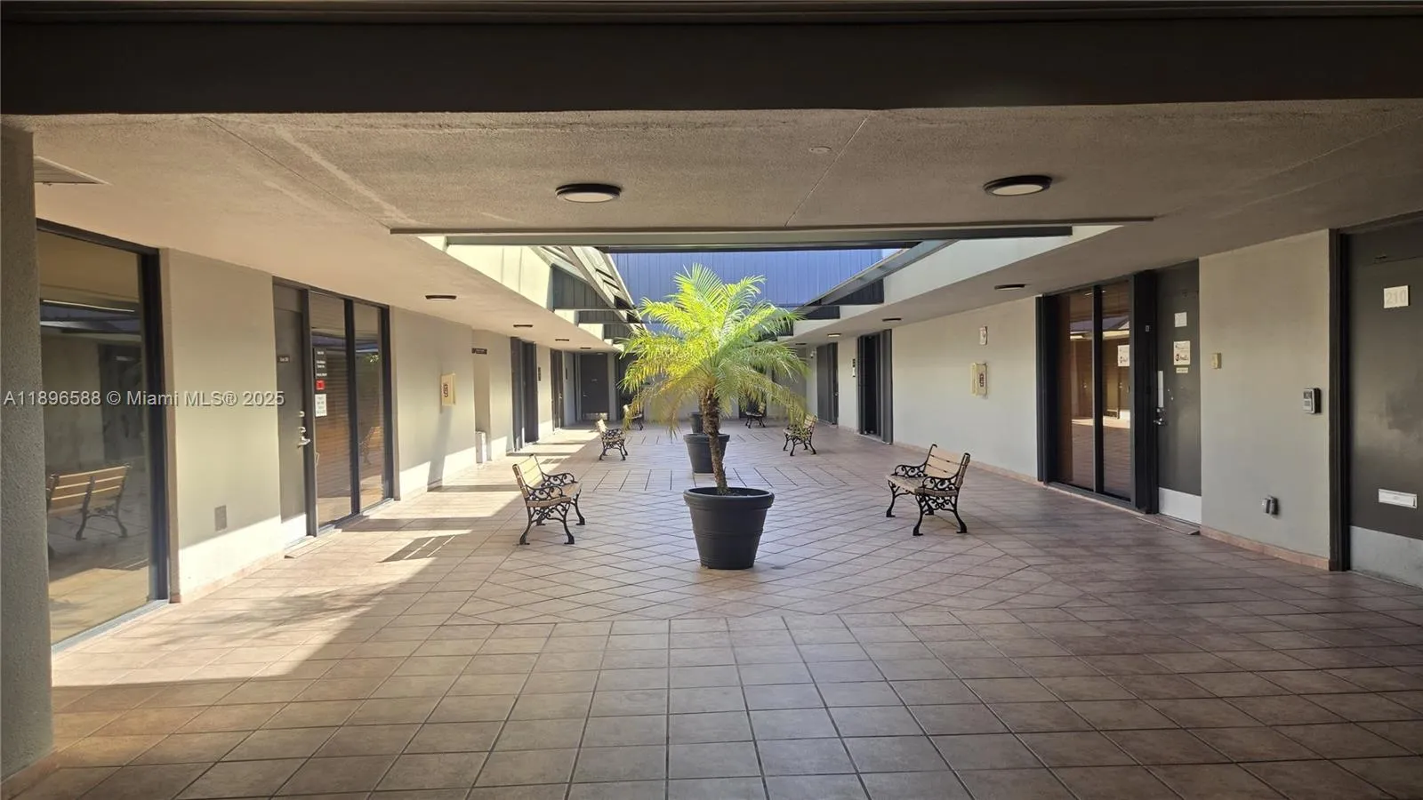 8370 W Flagler St 246, Miami, Florida 33144, Miami, Florida 33144, ,Commercial Sale,For Sale,8370 W Flagler St 246, Miami, Florida 33144,A11896588