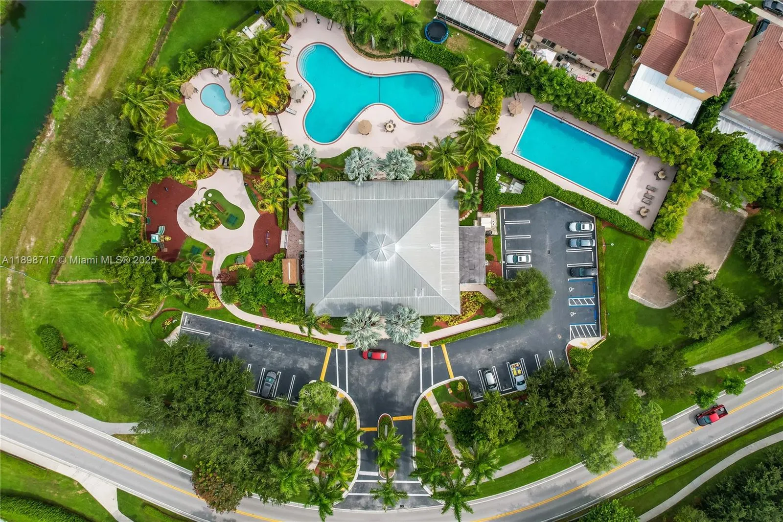 4289 Ne 10th Ct, Homestead, Florida 33033, Homestead, Florida 33033, 3 Bedrooms Bedrooms, ,3 BathroomsBathrooms,Residential,For Sale,4289 Ne 10th Ct, Homestead, Florida 33033,A11898717