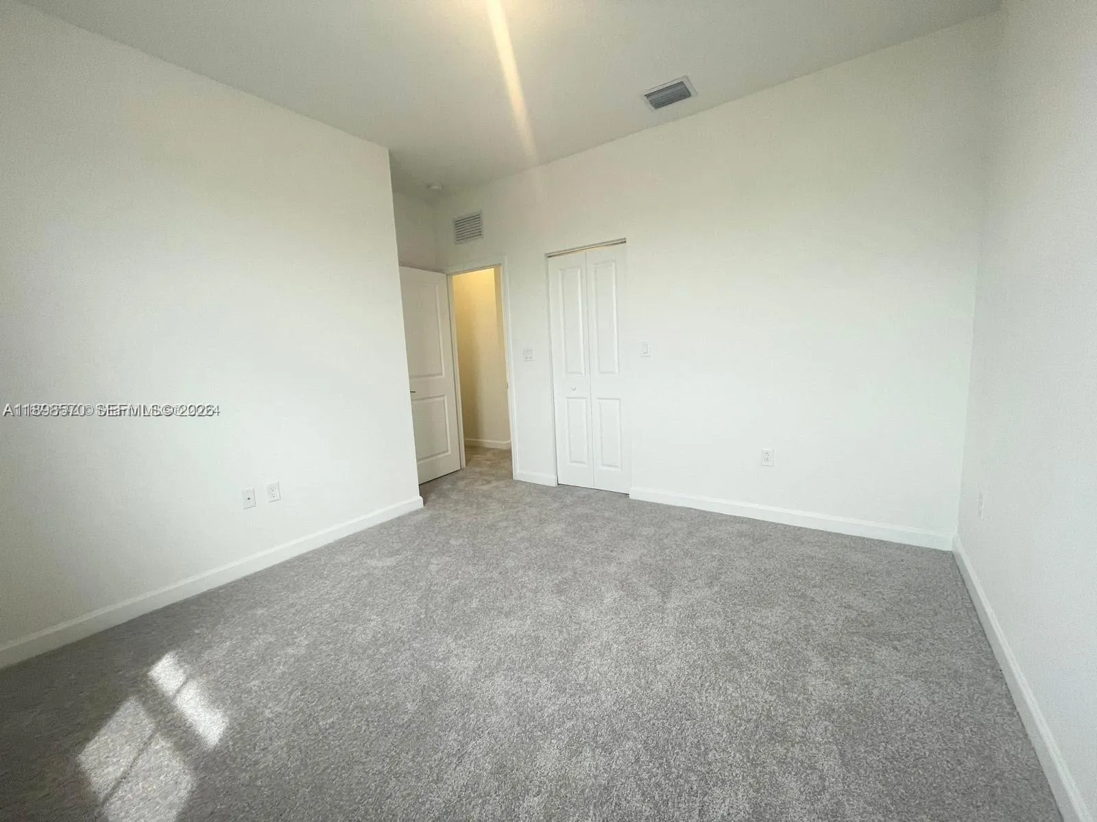 2647 Se 8 Ct, Homestead, Florida 33035, Homestead, Florida 33035, 4 Bedrooms Bedrooms, ,3 BathroomsBathrooms,Residential Lease,For Rent,2647 Se 8 Ct, Homestead, Florida 33035,A11898570