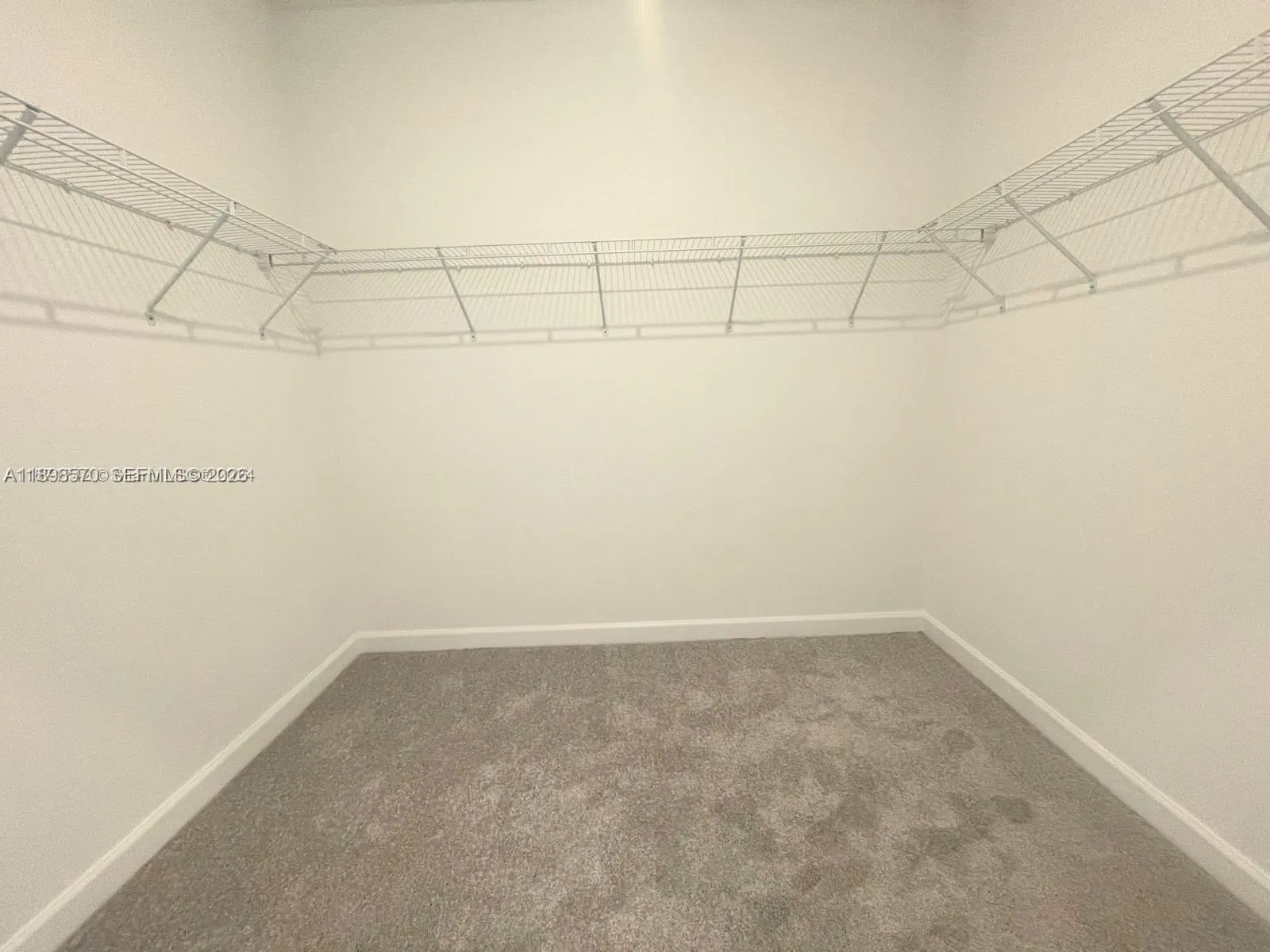 2647 Se 8 Ct, Homestead, Florida 33035, Homestead, Florida 33035, 4 Bedrooms Bedrooms, ,3 BathroomsBathrooms,Residential Lease,For Rent,2647 Se 8 Ct, Homestead, Florida 33035,A11898570