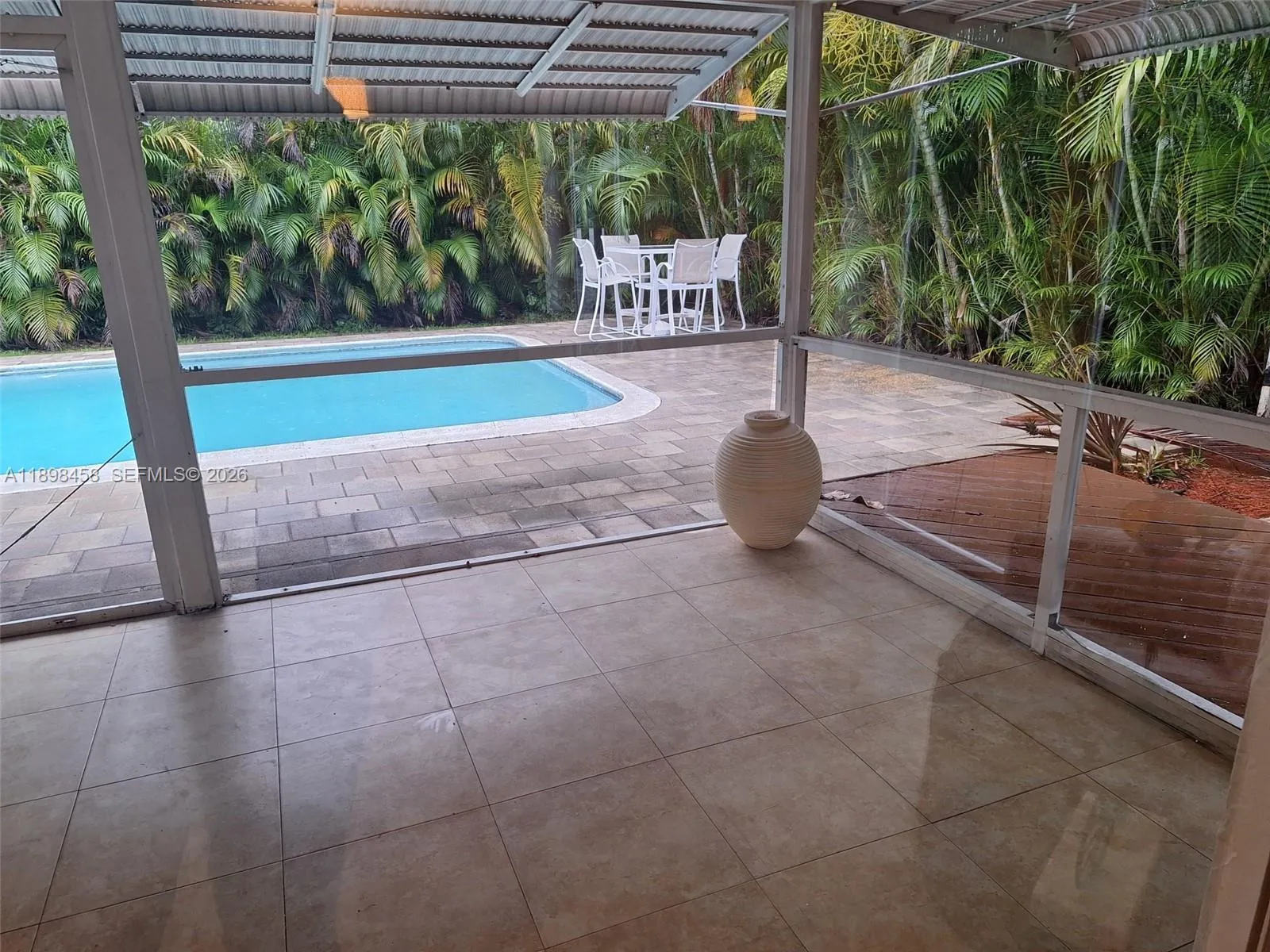 1575 Ne 38th St, Oakland Park, Florida 33334, Oakland Park, Florida 33334, 4 Bedrooms Bedrooms, ,3 BathroomsBathrooms,Residential Lease,For Rent,1575 Ne 38th St, Oakland Park, Florida 33334,A11898458