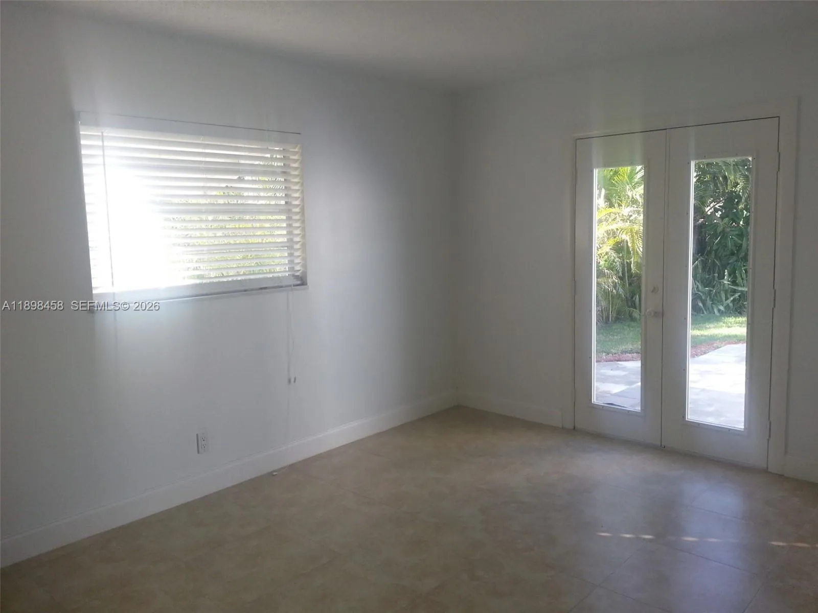 1575 Ne 38th St, Oakland Park, Florida 33334, Oakland Park, Florida 33334, 4 Bedrooms Bedrooms, ,3 BathroomsBathrooms,Residential Lease,For Rent,1575 Ne 38th St, Oakland Park, Florida 33334,A11898458