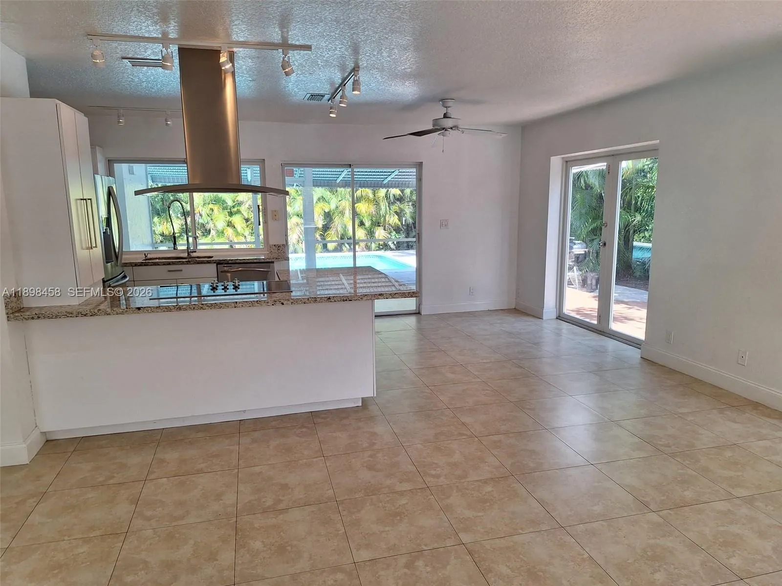 1575 Ne 38th St, Oakland Park, Florida 33334, Oakland Park, Florida 33334, 4 Bedrooms Bedrooms, ,3 BathroomsBathrooms,Residential Lease,For Rent,1575 Ne 38th St, Oakland Park, Florida 33334,A11898458