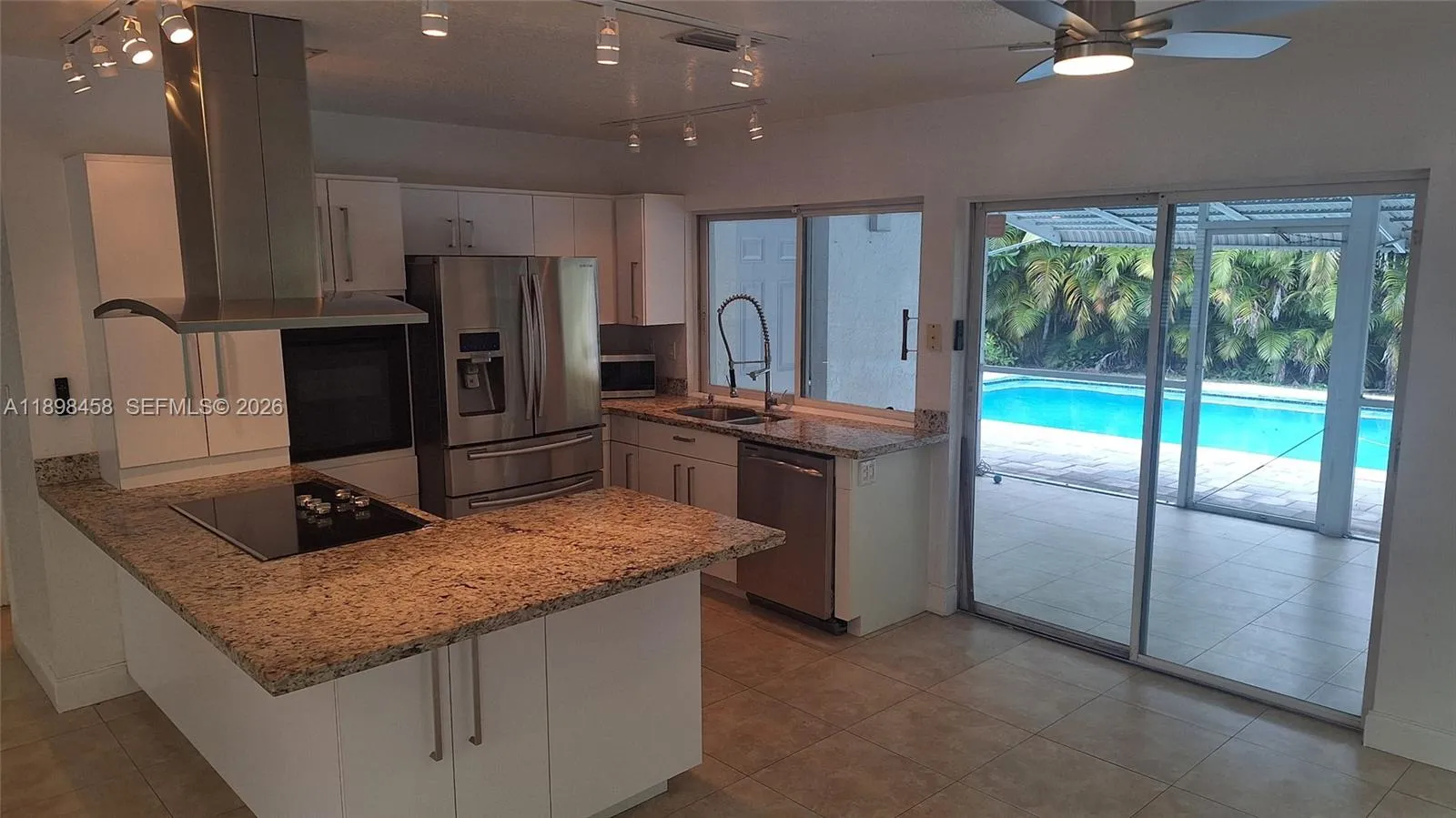 1575 Ne 38th St, Oakland Park, Florida 33334, Oakland Park, Florida 33334, 4 Bedrooms Bedrooms, ,3 BathroomsBathrooms,Residential Lease,For Rent,1575 Ne 38th St, Oakland Park, Florida 33334,A11898458