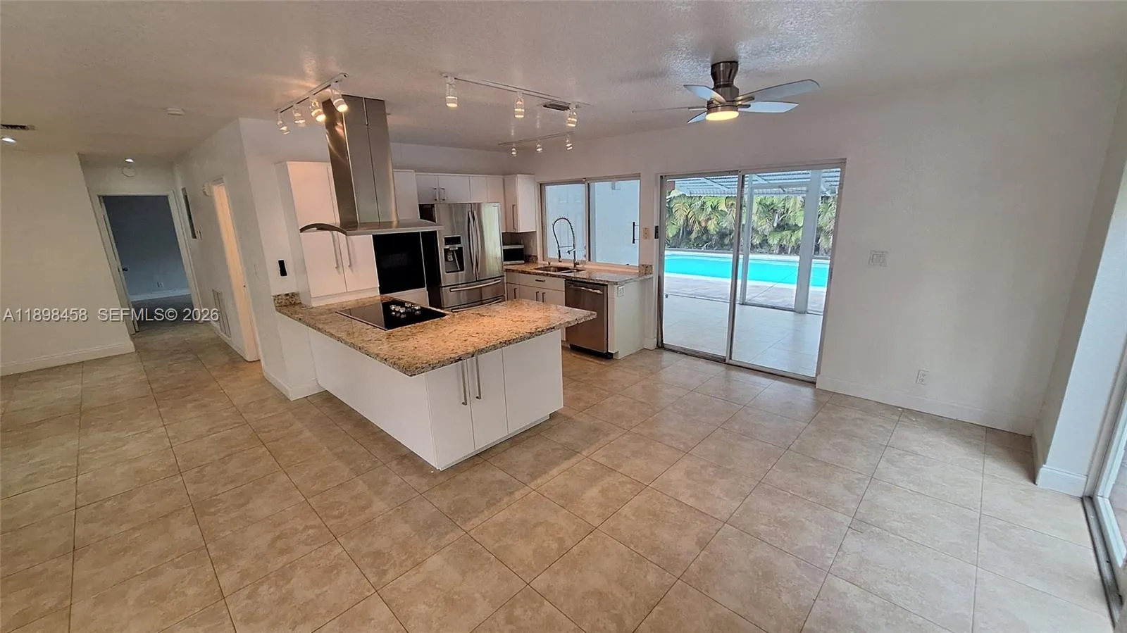 1575 Ne 38th St, Oakland Park, Florida 33334, Oakland Park, Florida 33334, 4 Bedrooms Bedrooms, ,3 BathroomsBathrooms,Residential Lease,For Rent,1575 Ne 38th St, Oakland Park, Florida 33334,A11898458
