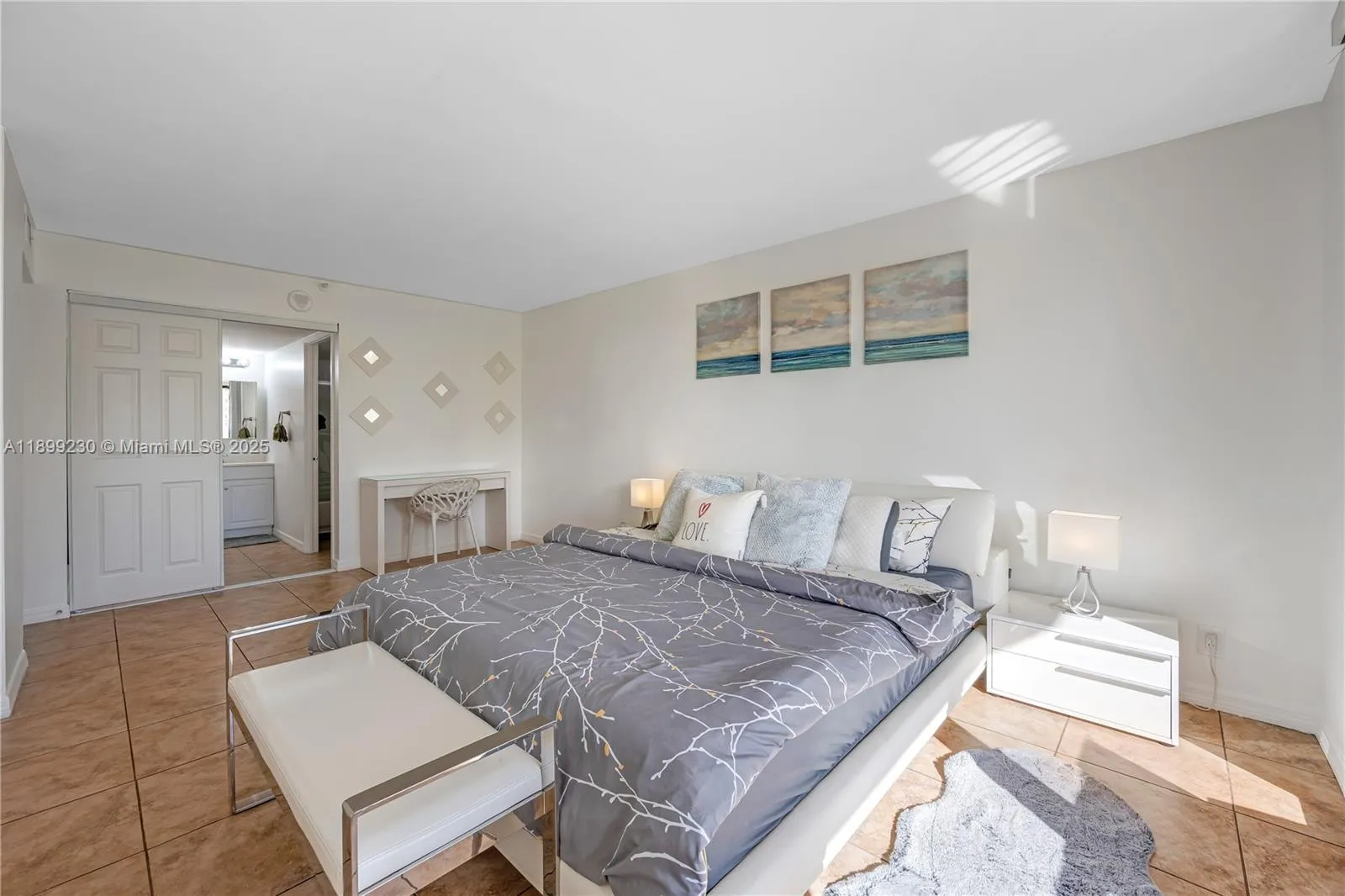 290 174th St 511, Sunny Isles Beach, Florida 33160, Sunny Isles Beach, Florida 33160, 2 Bedrooms Bedrooms, ,2 BathroomsBathrooms,Residential Lease,For Rent,290 174th St 511, Sunny Isles Beach, Florida 33160,A11899230