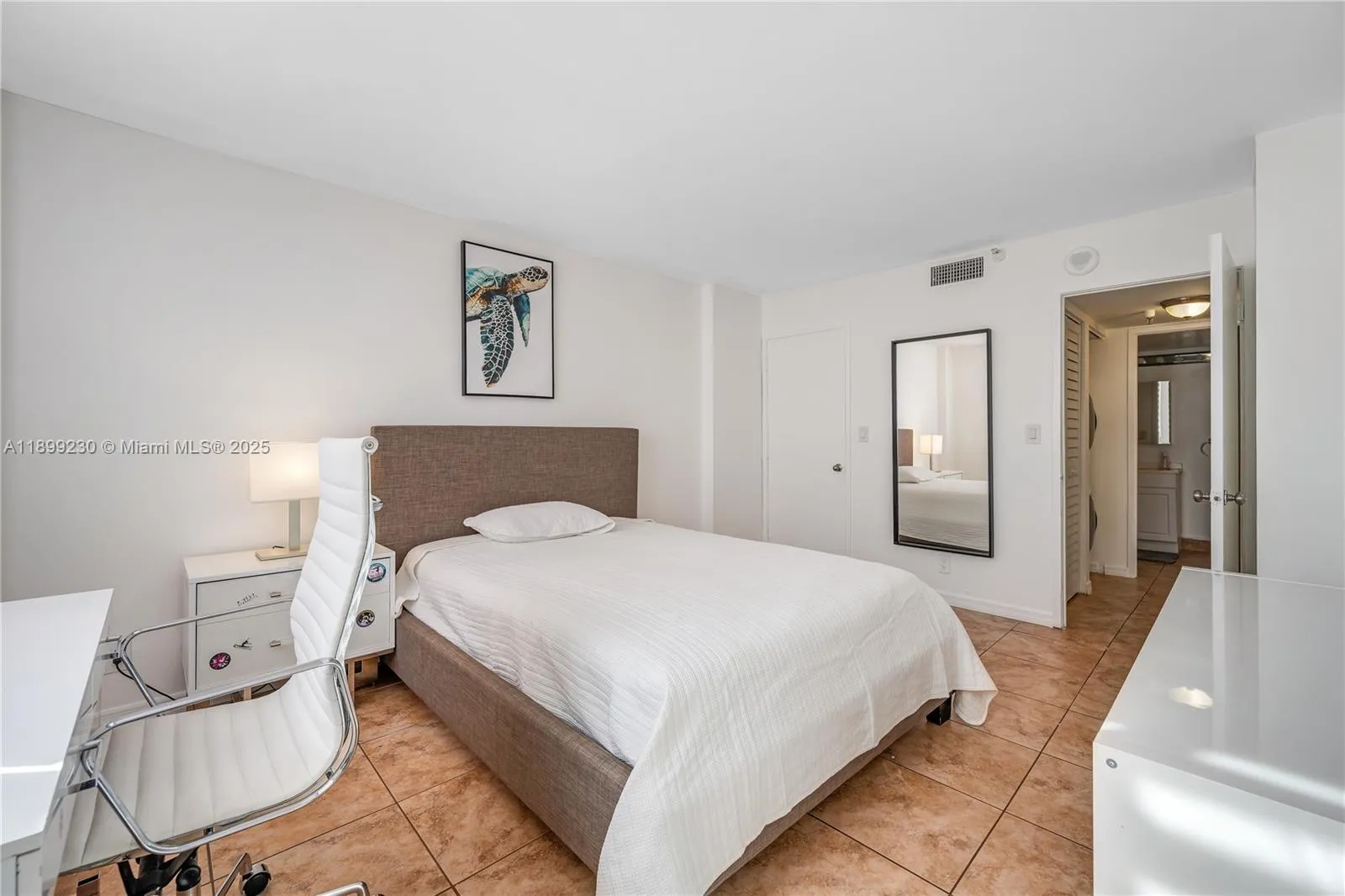 290 174th St 511, Sunny Isles Beach, Florida 33160, Sunny Isles Beach, Florida 33160, 2 Bedrooms Bedrooms, ,2 BathroomsBathrooms,Residential Lease,For Rent,290 174th St 511, Sunny Isles Beach, Florida 33160,A11899230