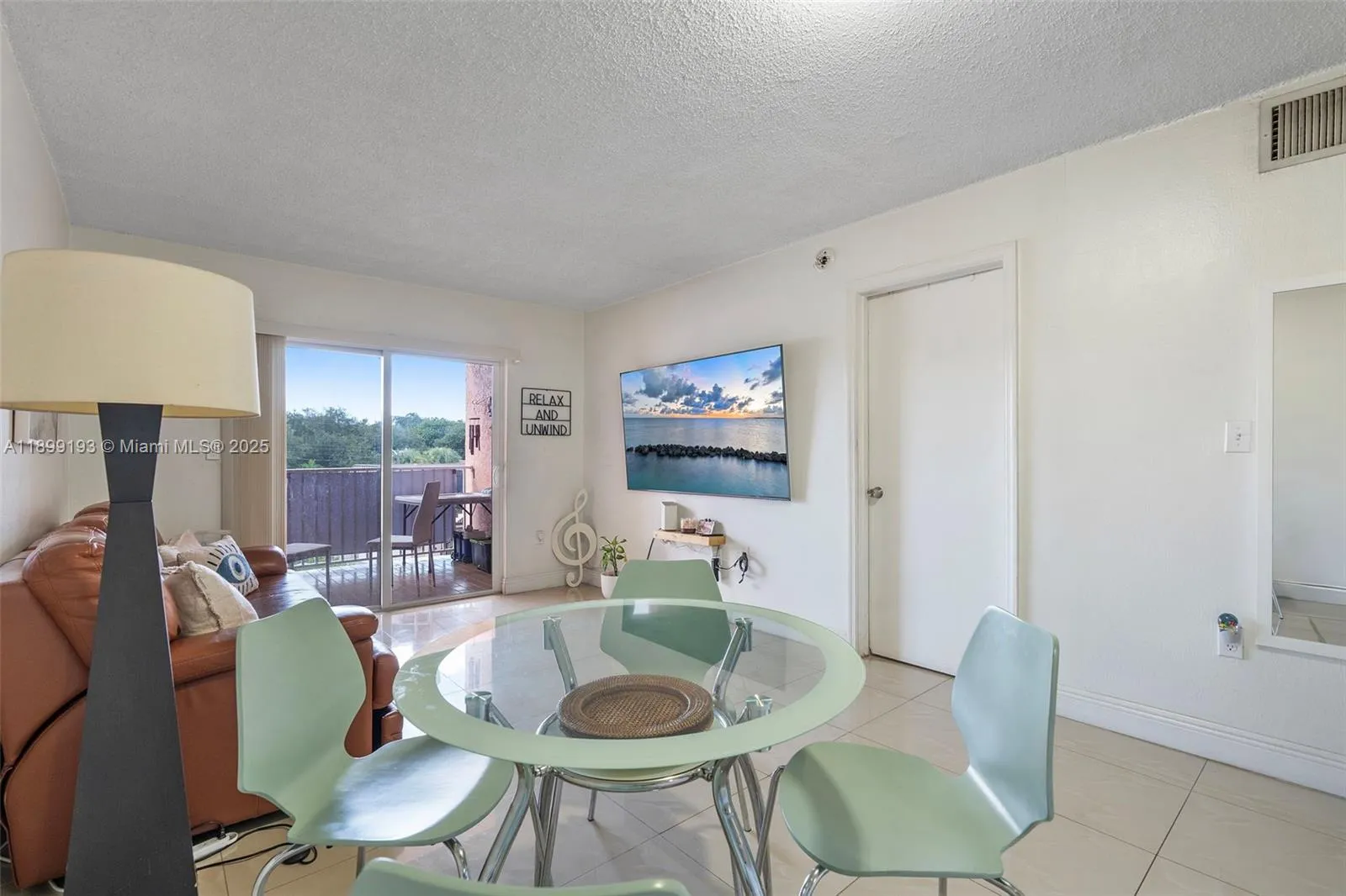 2400 Nw 16th St Rd, Miami, Florida 33125, Miami, Florida 33125, ,Residential Income,For Sale,2400 Nw 16th St Rd, Miami, Florida 33125,A11899193