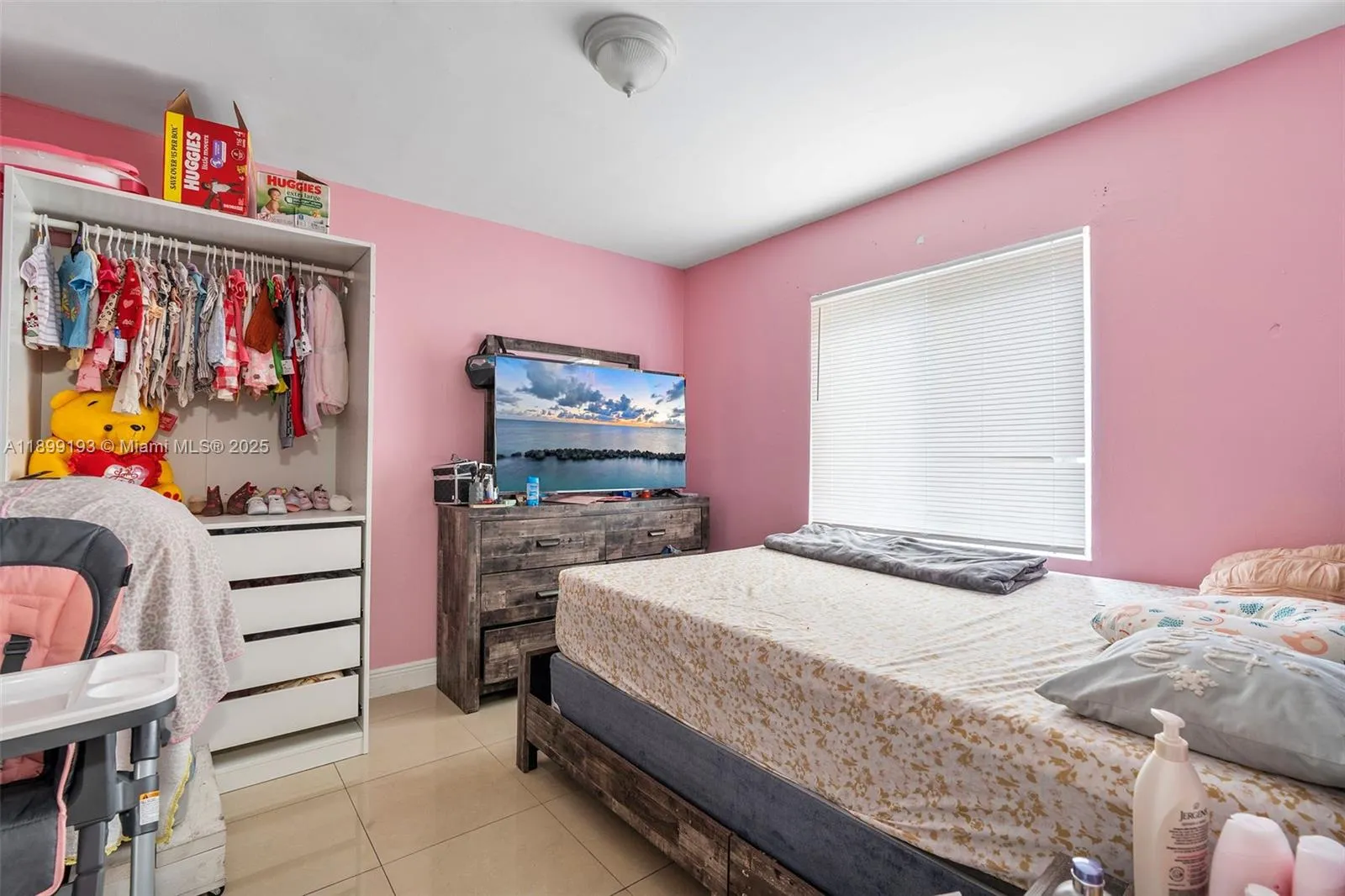 2400 Nw 16th St Rd, Miami, Florida 33125, Miami, Florida 33125, ,Residential Income,For Sale,2400 Nw 16th St Rd, Miami, Florida 33125,A11899193