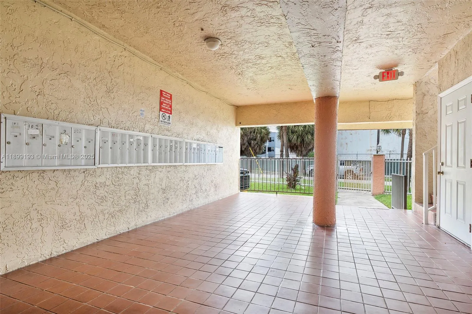 2400 Nw 16th St Rd, Miami, Florida 33125, Miami, Florida 33125, ,Residential Income,For Sale,2400 Nw 16th St Rd, Miami, Florida 33125,A11899193