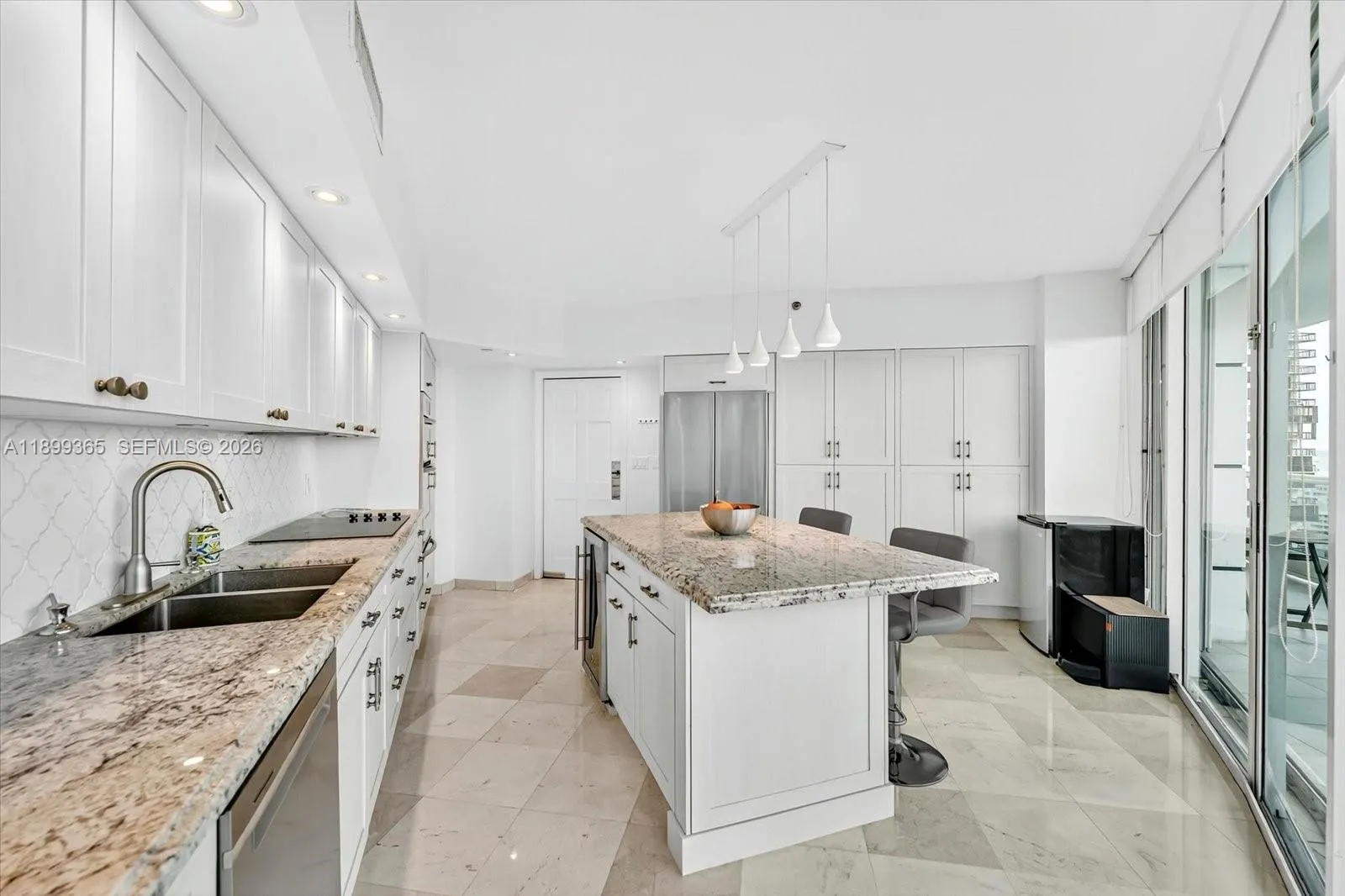 2127 Brickell Ave 2005, Miami, Florida 33129, Miami, Florida 33129, 3 Bedrooms Bedrooms, ,3 BathroomsBathrooms,Residential,For Sale,2127 Brickell Ave 2005, Miami, Florida 33129,A11899365