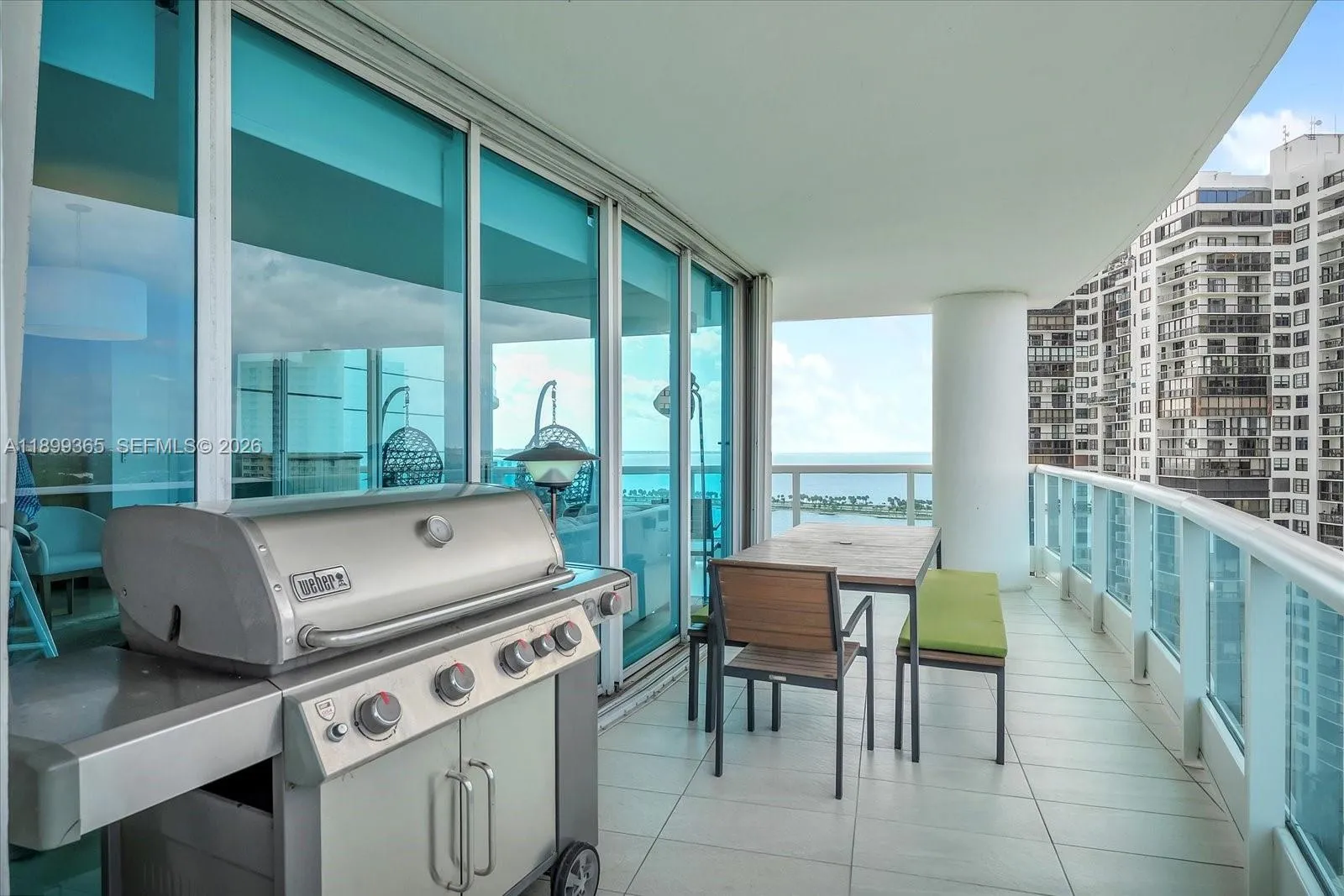 2127 Brickell Ave 2005, Miami, Florida 33129, Miami, Florida 33129, 3 Bedrooms Bedrooms, ,3 BathroomsBathrooms,Residential,For Sale,2127 Brickell Ave 2005, Miami, Florida 33129,A11899365