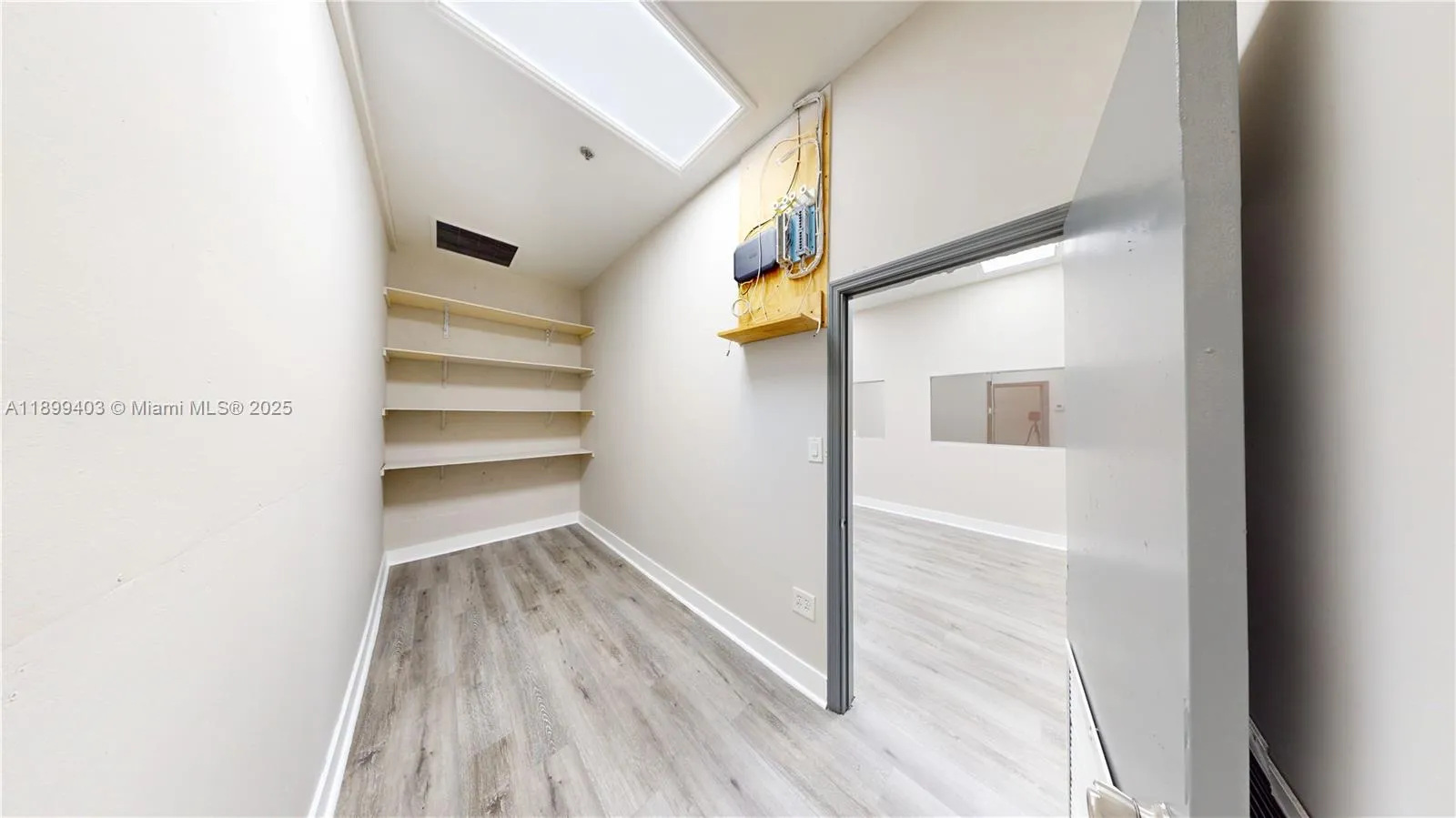 8115 Nw 74th Ave, Medley, Florida 33166, Medley, Florida 33166, ,Commercial Lease,For Rent,8115 Nw 74th Ave, Medley, Florida 33166,A11899403