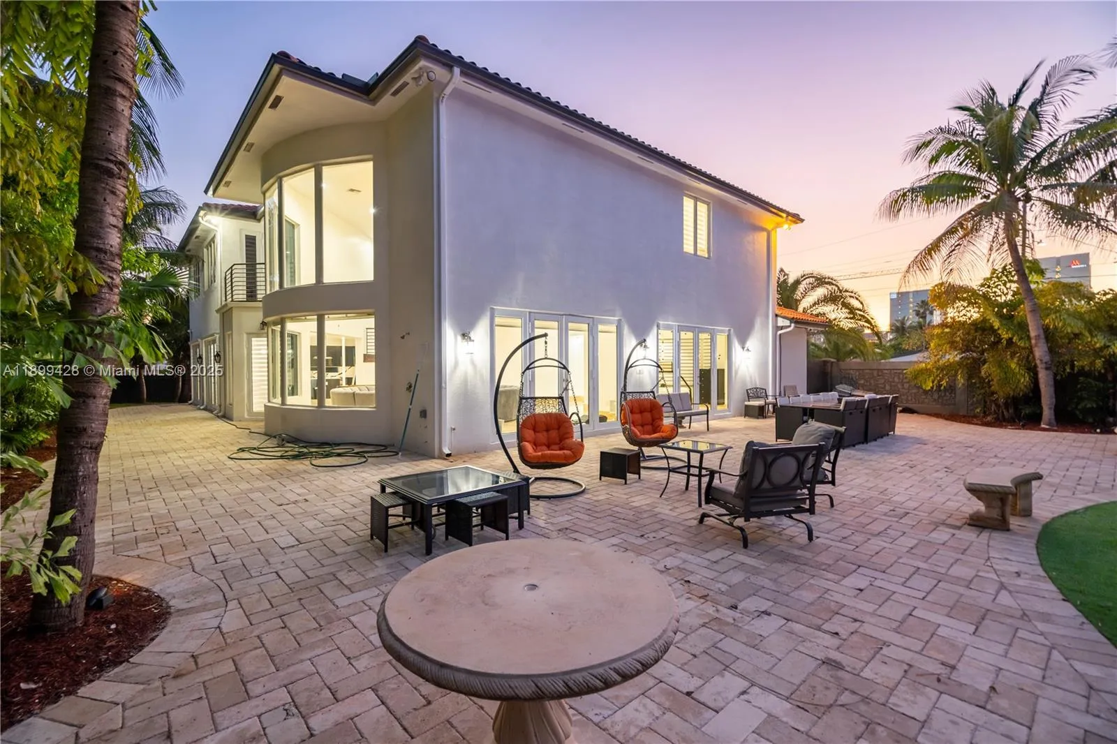 112 Nw 14th Way, Dania Beach, Florida 33004, Dania Beach, Florida 33004, 7 Bedrooms Bedrooms, ,5 BathroomsBathrooms,Residential,For Sale,112 Nw 14th Way, Dania Beach, Florida 33004,A11899428