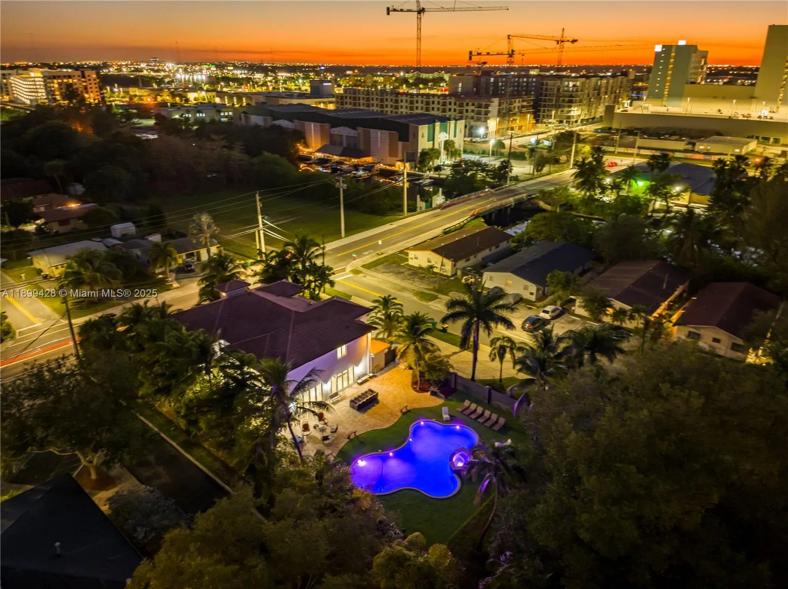 112 Nw 14th Way, Dania Beach, Florida 33004, Dania Beach, Florida 33004, 7 Bedrooms Bedrooms, ,5 BathroomsBathrooms,Residential,For Sale,112 Nw 14th Way, Dania Beach, Florida 33004,A11899428