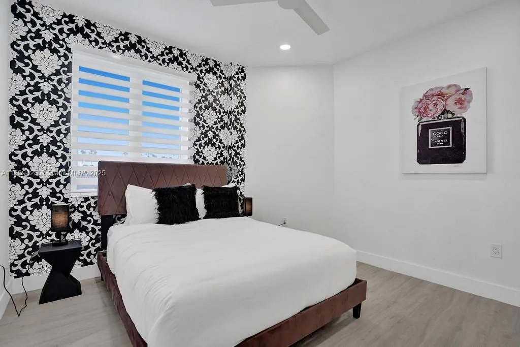 112 Nw 14th Way, Dania Beach, Florida 33004, Dania Beach, Florida 33004, 7 Bedrooms Bedrooms, ,5 BathroomsBathrooms,Residential,For Sale,112 Nw 14th Way, Dania Beach, Florida 33004,A11899428