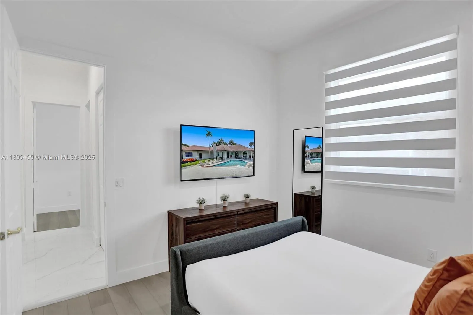 3152 Sw 147th Ave, Davie, Florida 33330, Davie, Florida 33330, 9 Bedrooms Bedrooms, ,5 BathroomsBathrooms,Residential,For Sale,3152 Sw 147th Ave, Davie, Florida 33330,A11899499
