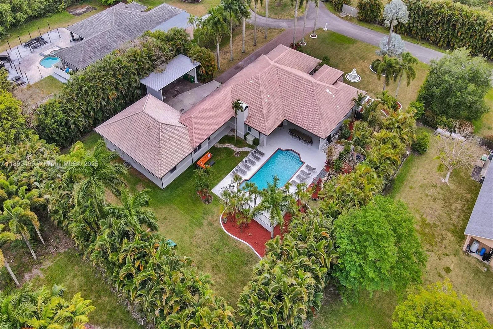 3152 Sw 147th Ave, Davie, Florida 33330, Davie, Florida 33330, 9 Bedrooms Bedrooms, ,5 BathroomsBathrooms,Residential,For Sale,3152 Sw 147th Ave, Davie, Florida 33330,A11899499