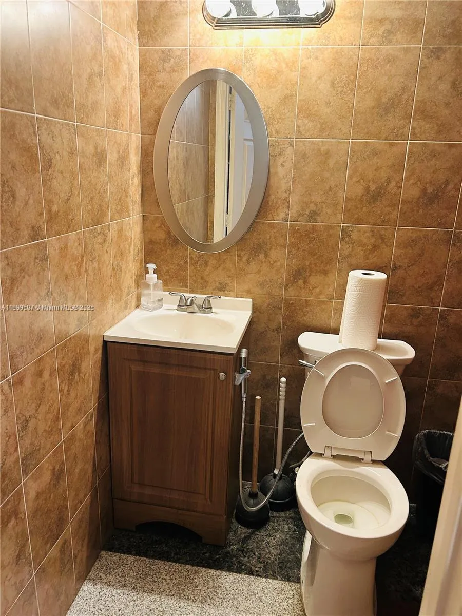 Hialeah, Florida 33010, ,Business Opportunity,For Sale,A11899587