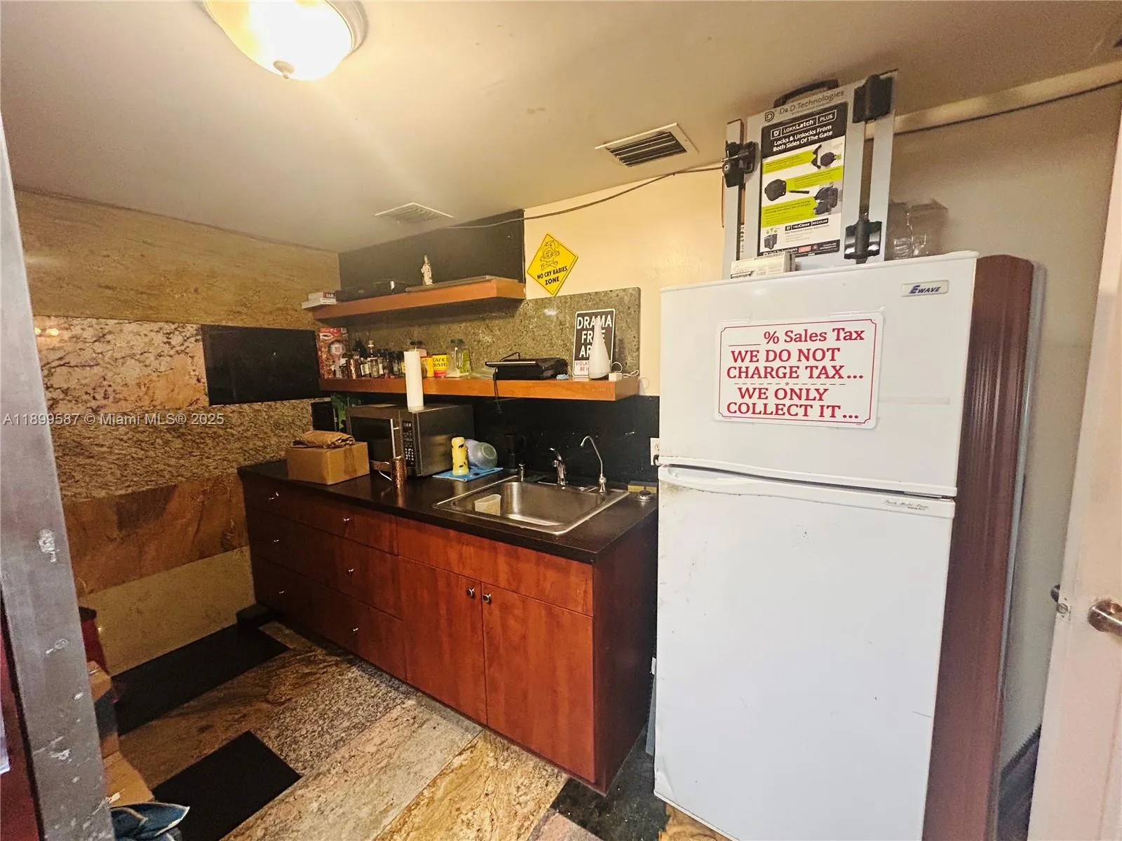 Hialeah, Florida 33010, ,Business Opportunity,For Sale,A11899587