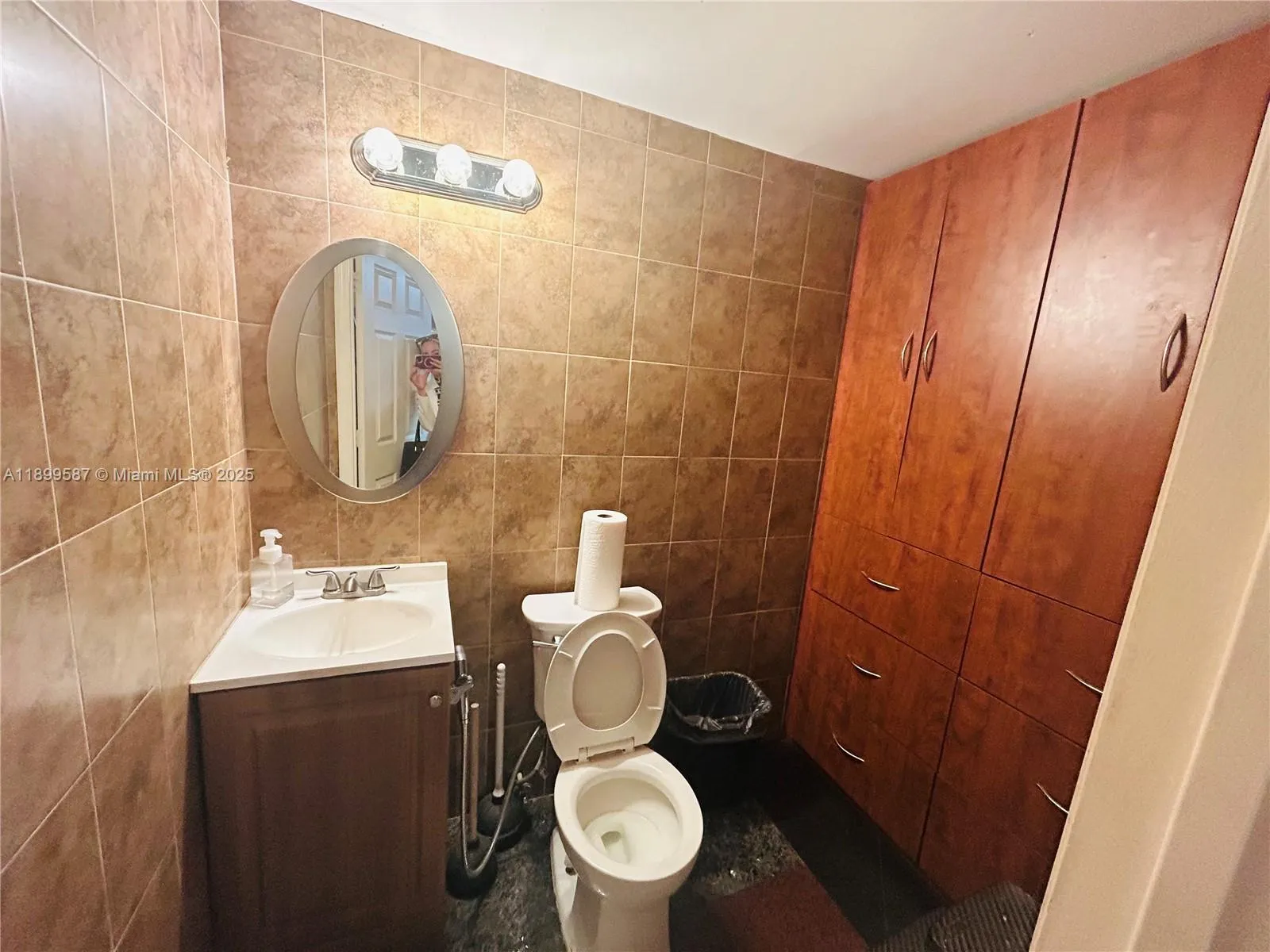 Hialeah, Florida 33010, ,Business Opportunity,For Sale,A11899587