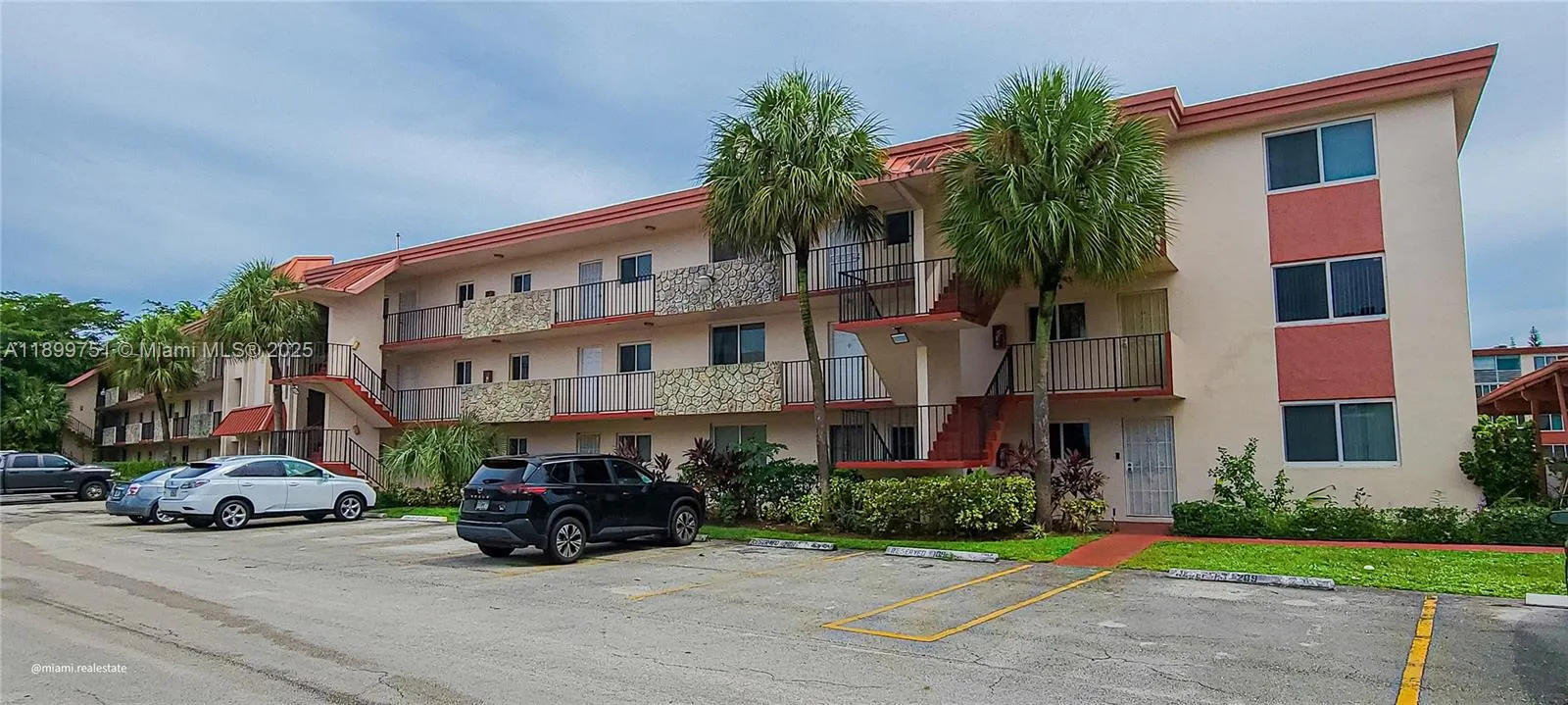 1080 Del Lago Cir 201, Sunrise, Florida 33313, Sunrise, Florida 33313, 2 Bedrooms Bedrooms, ,2 BathroomsBathrooms,Residential,For Sale,1080 Del Lago Cir 201, Sunrise, Florida 33313,A11899751