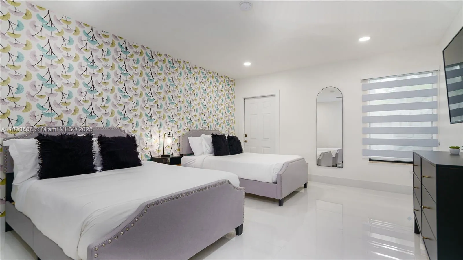 1361 Nw 116th Ave, Plantation, Florida 33323, Plantation, Florida 33323, 7 Bedrooms Bedrooms, ,5 BathroomsBathrooms,Residential,For Sale,1361 Nw 116th Ave, Plantation, Florida 33323,A11899808