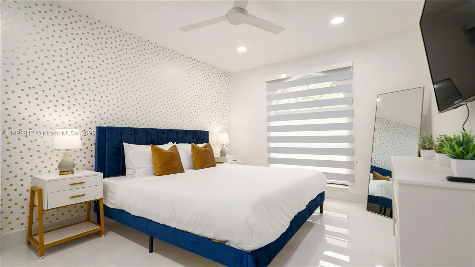 1361 Nw 116th Ave, Plantation, Florida 33323, Plantation, Florida 33323, 7 Bedrooms Bedrooms, ,5 BathroomsBathrooms,Residential Lease,For Rent,1361 Nw 116th Ave, Plantation, Florida 33323,A11899812