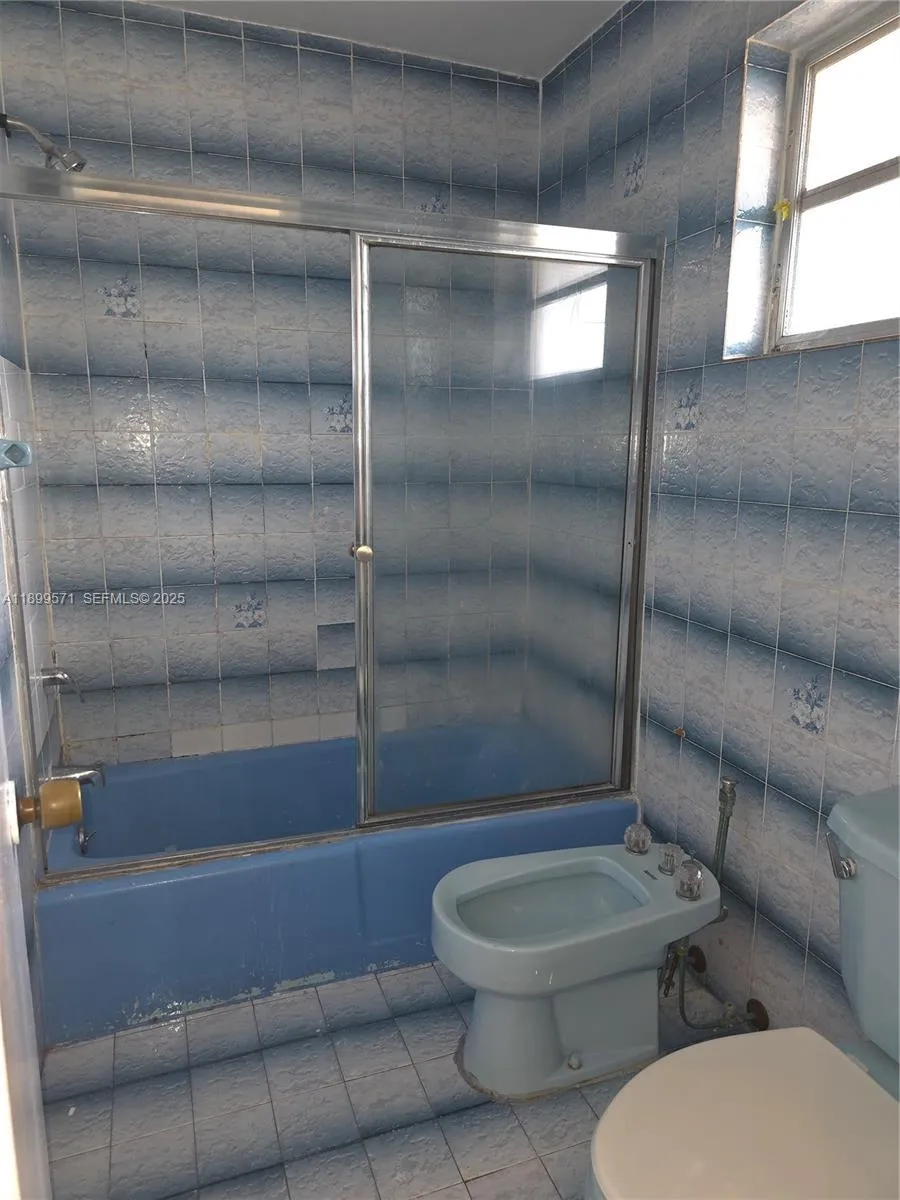 250 Nw 63rd Ct, Miami, Florida 33126, Miami, Florida 33126, ,Residential Income,For Sale,250 Nw 63rd Ct, Miami, Florida 33126,A11899571